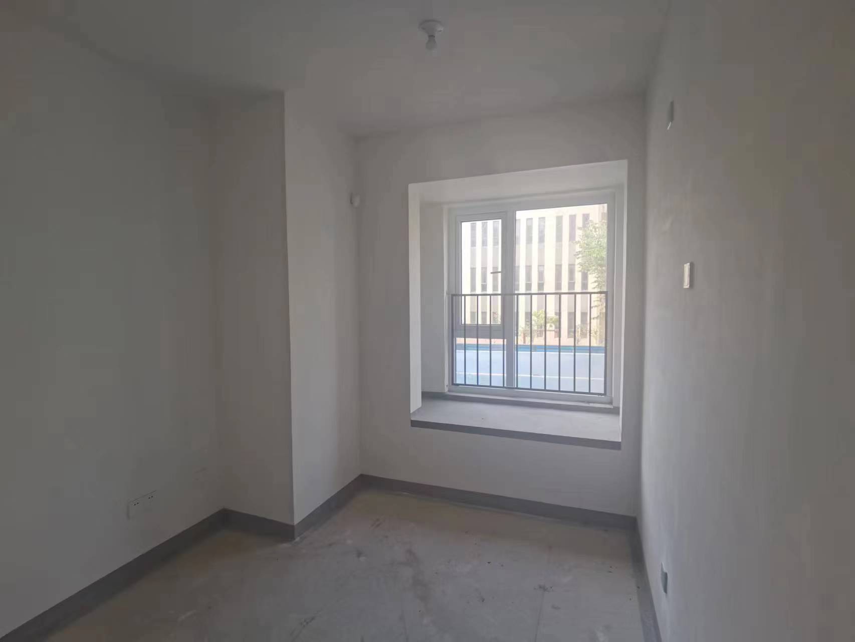 金地繁茂里 3室2厅2卫 118m&sup2;
