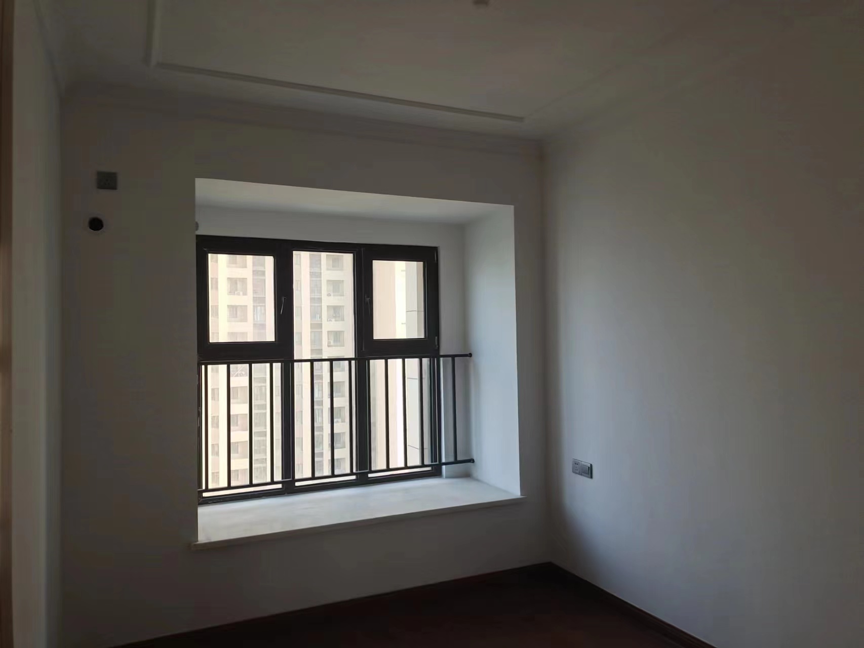 富力院士廷 3室2厅2卫 109m&sup2;