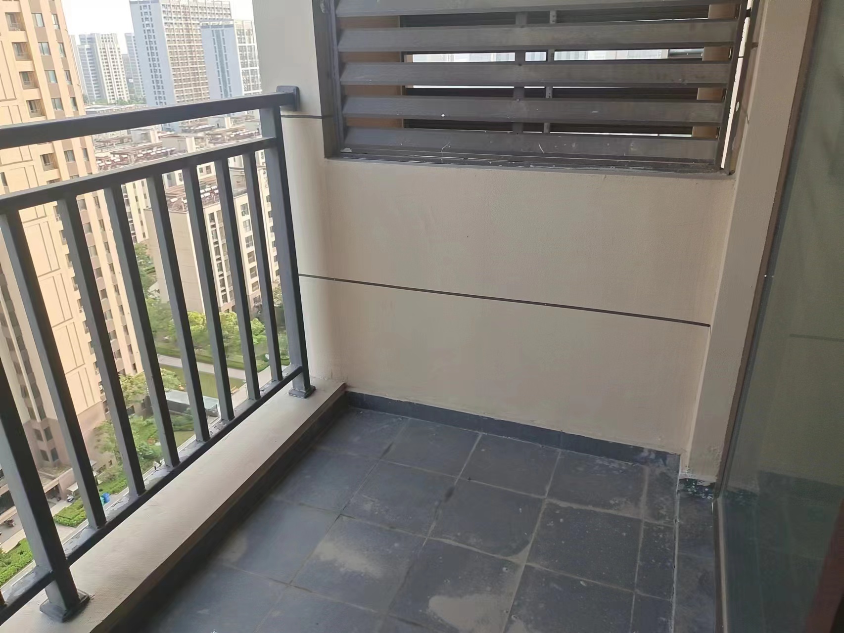 富力院士廷 3室2厅2卫 109m&sup2;