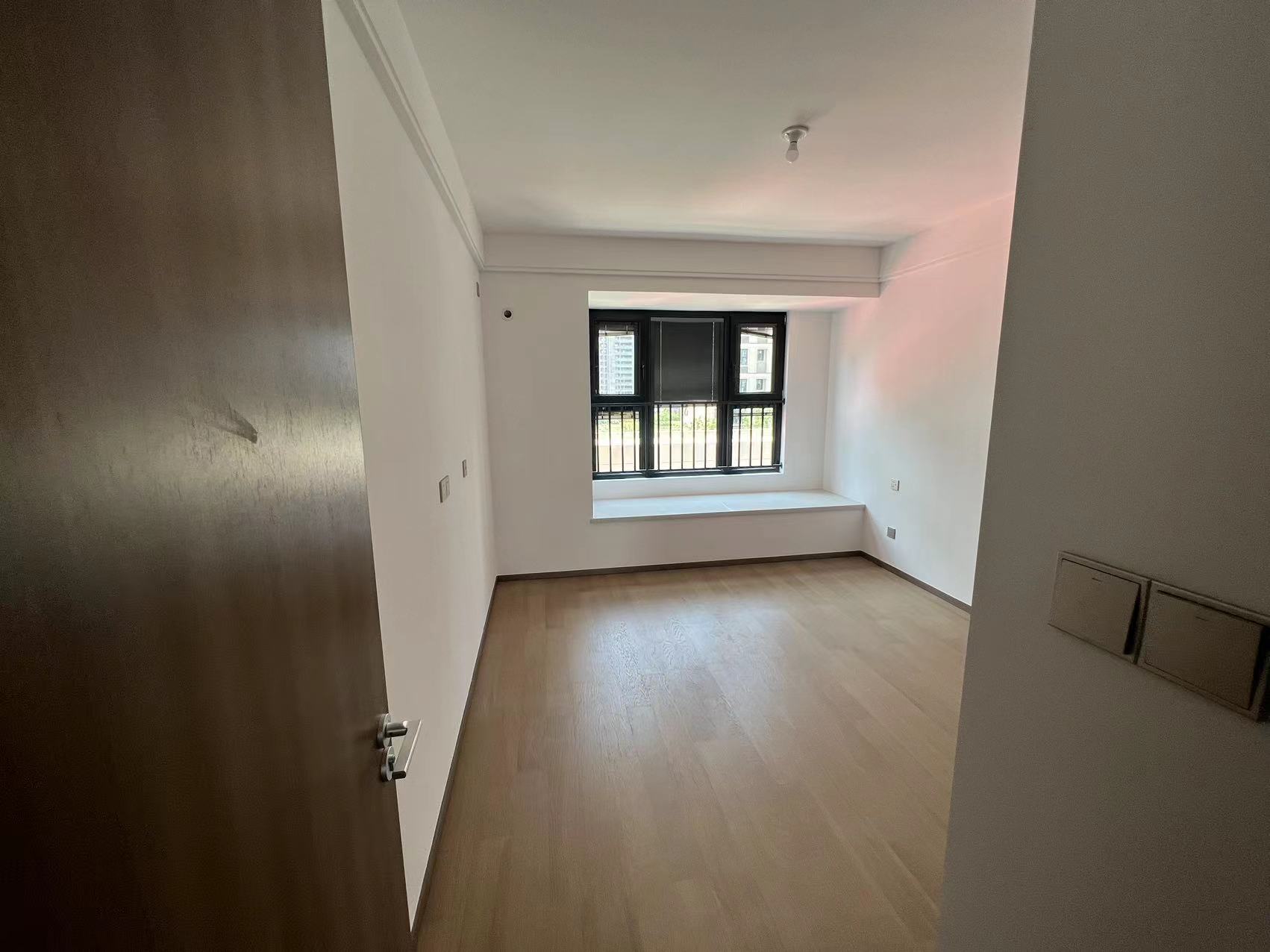 卓越华宸世纪025地块 3室2厅2卫 102m&sup2;