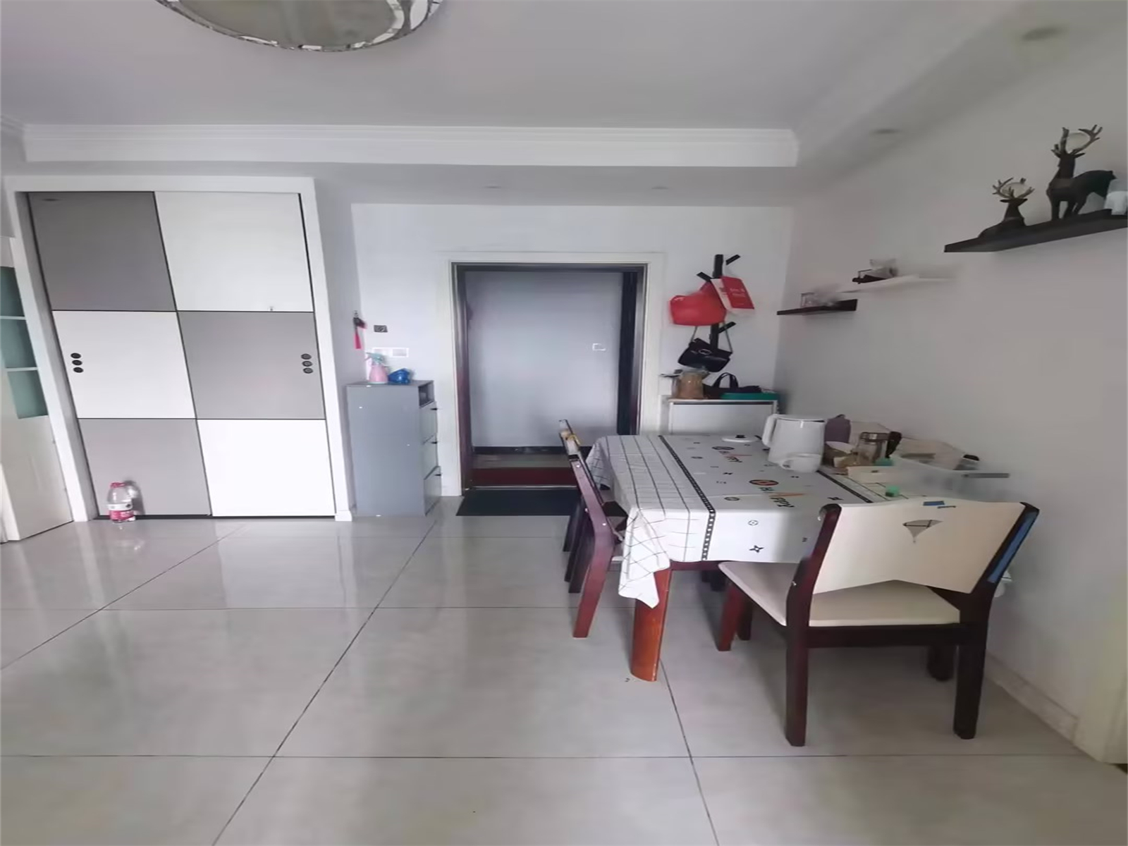德民旺角 2室1厅1卫 75m²