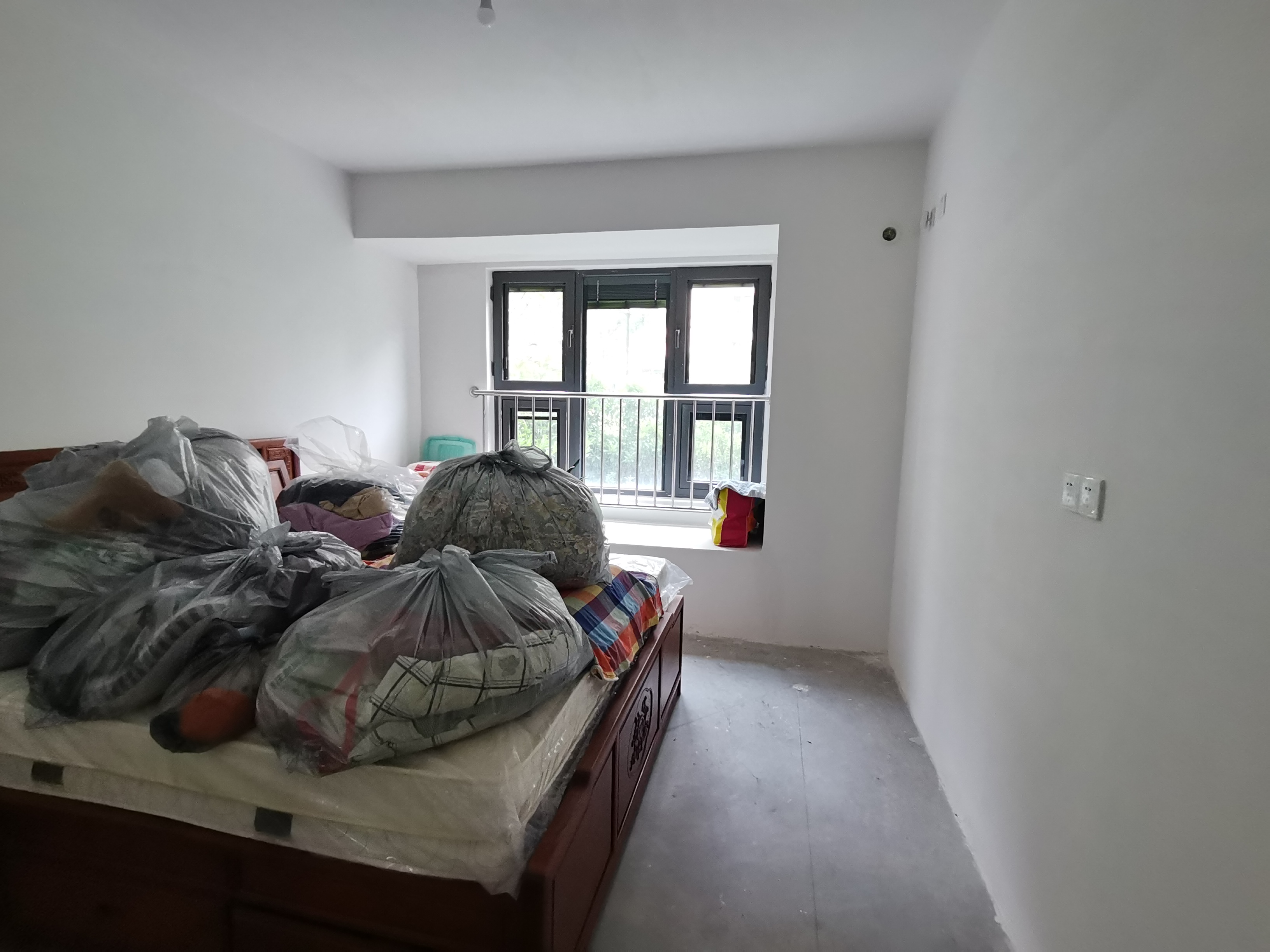 卓越悦宸 3室2厅2卫 98.00m&sup2;