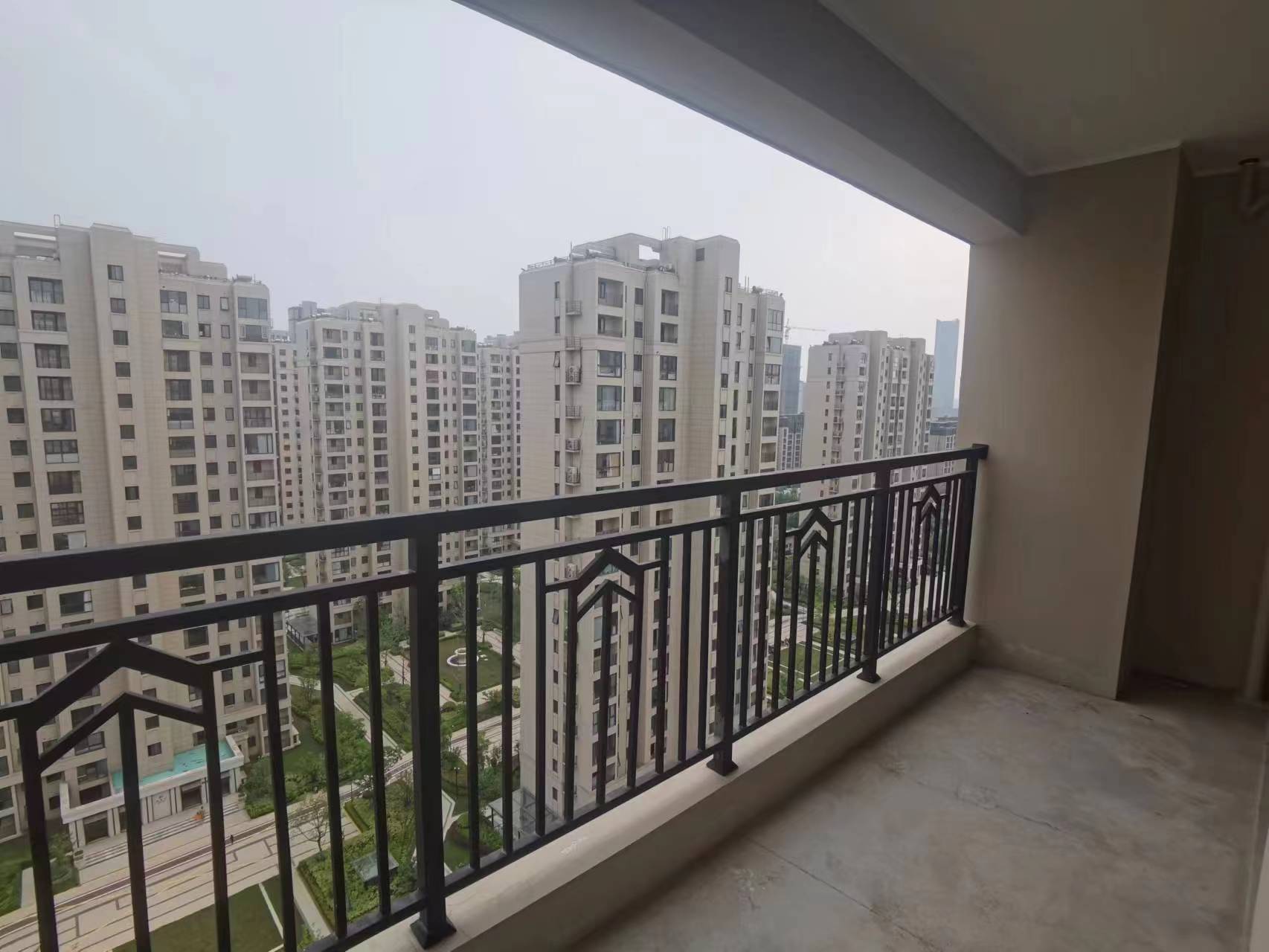 招商新城雍景湾 3室2厅1卫 92m&sup2;