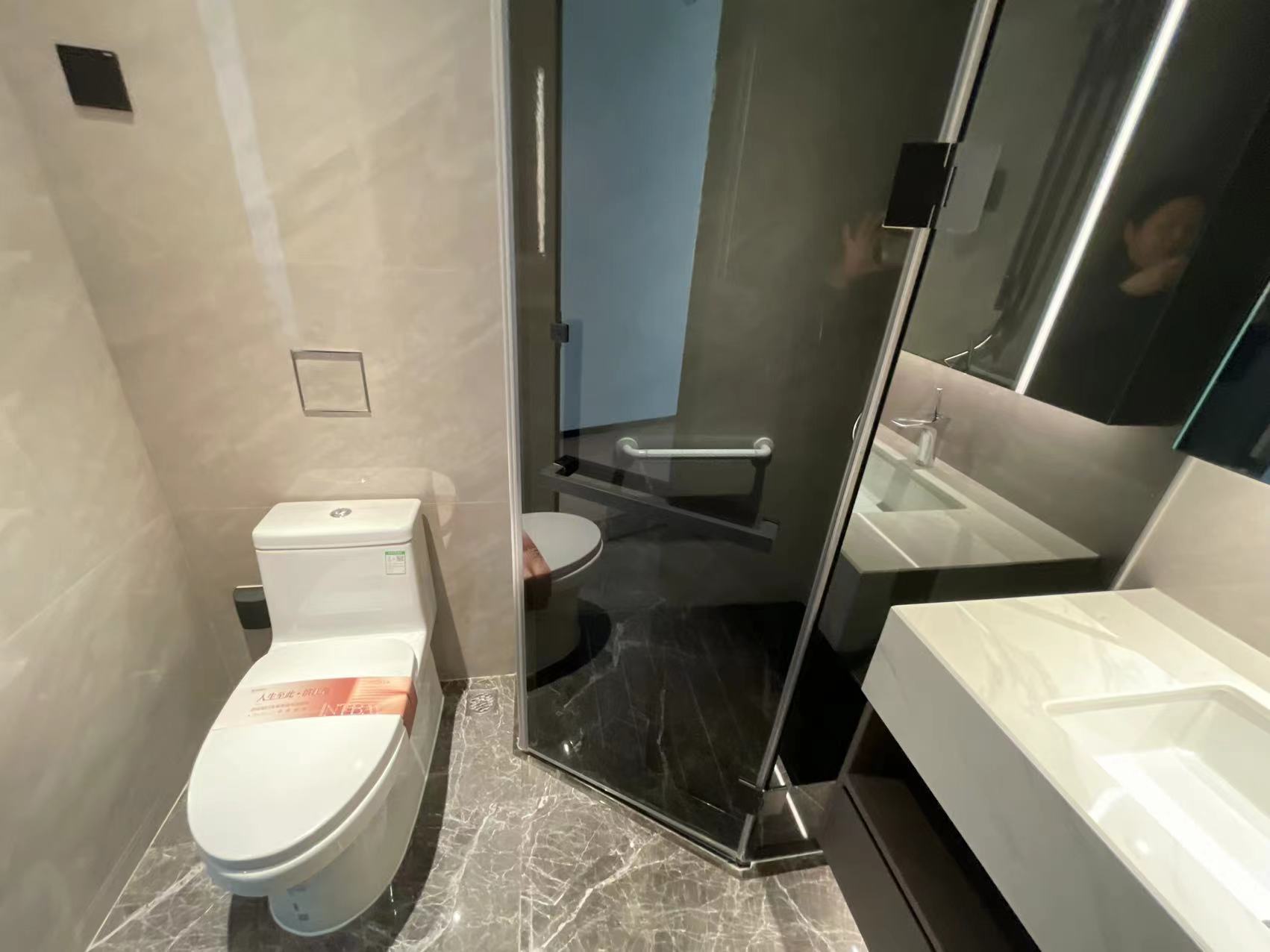 滨江玺 4室2厅2卫 189m&sup2;