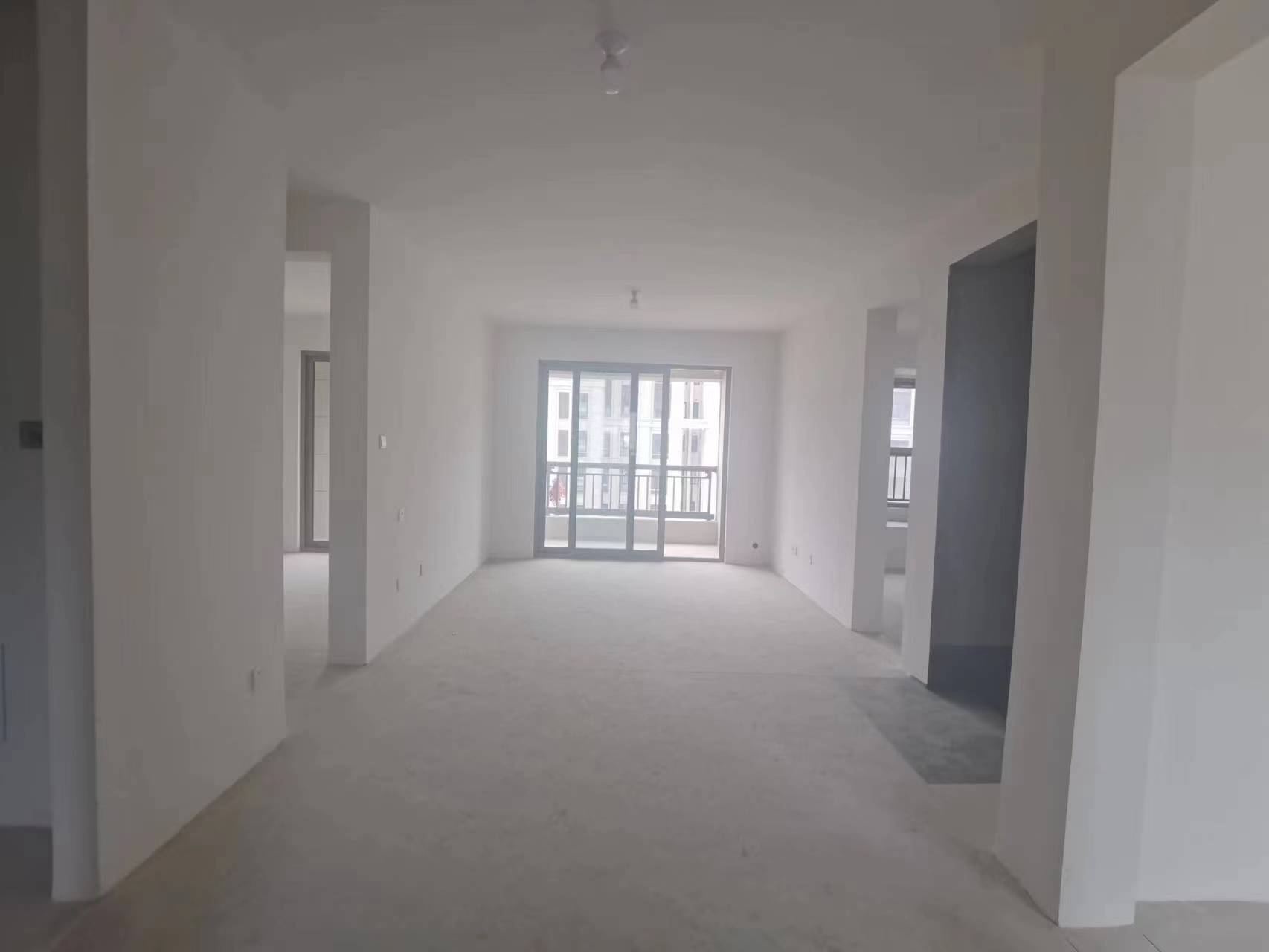 融创荣润&middot;玖樟台 2室2厅1卫 99m&sup2;