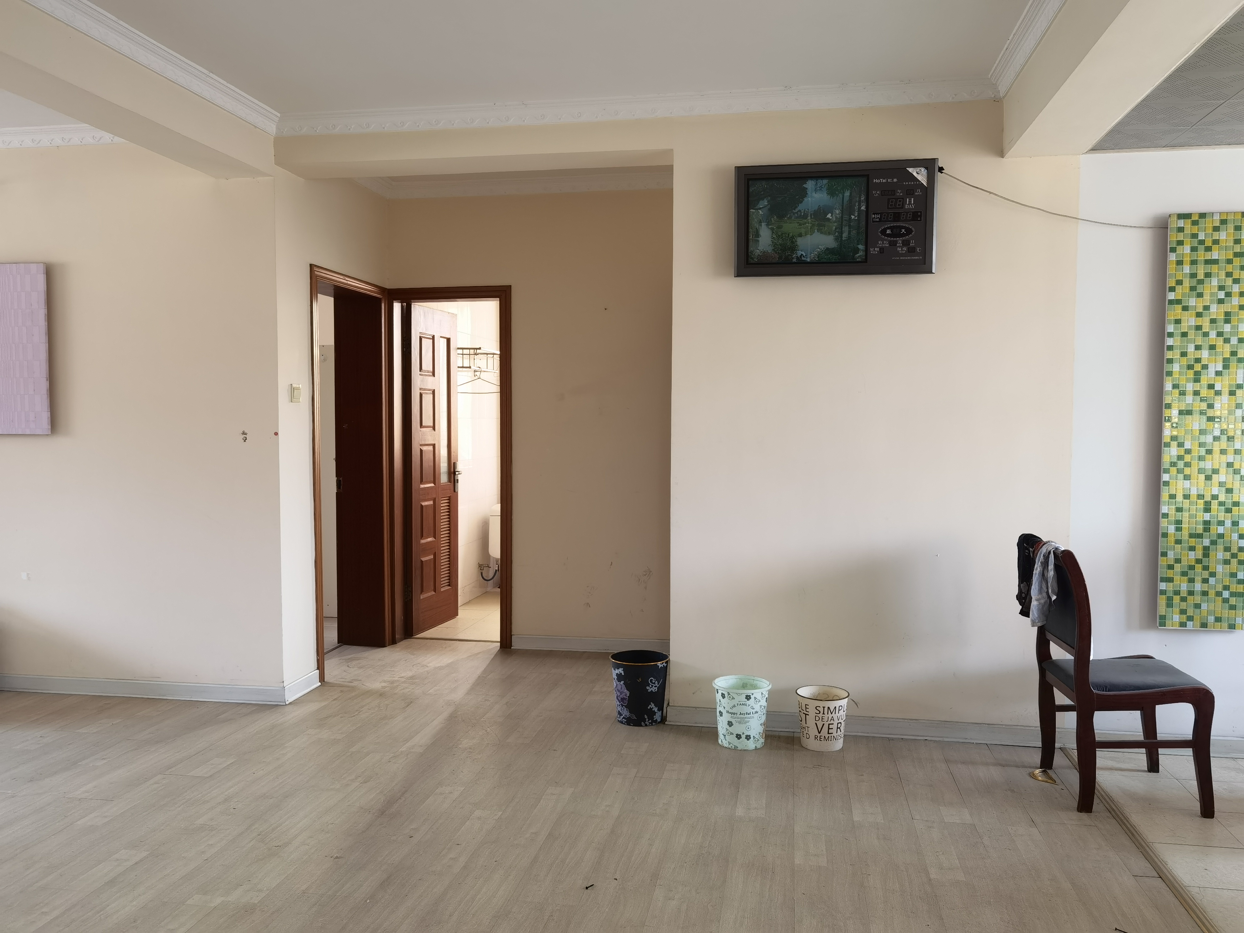 新开苑东区 4室2厅2卫 144m&sup2;
