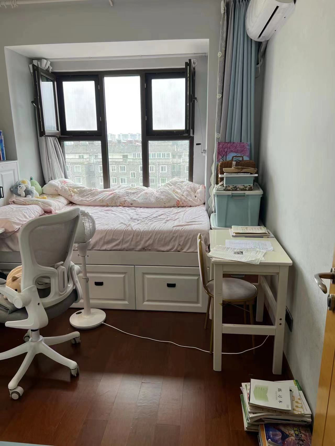 富力院士廷 3室2厅2卫 128m&sup2;