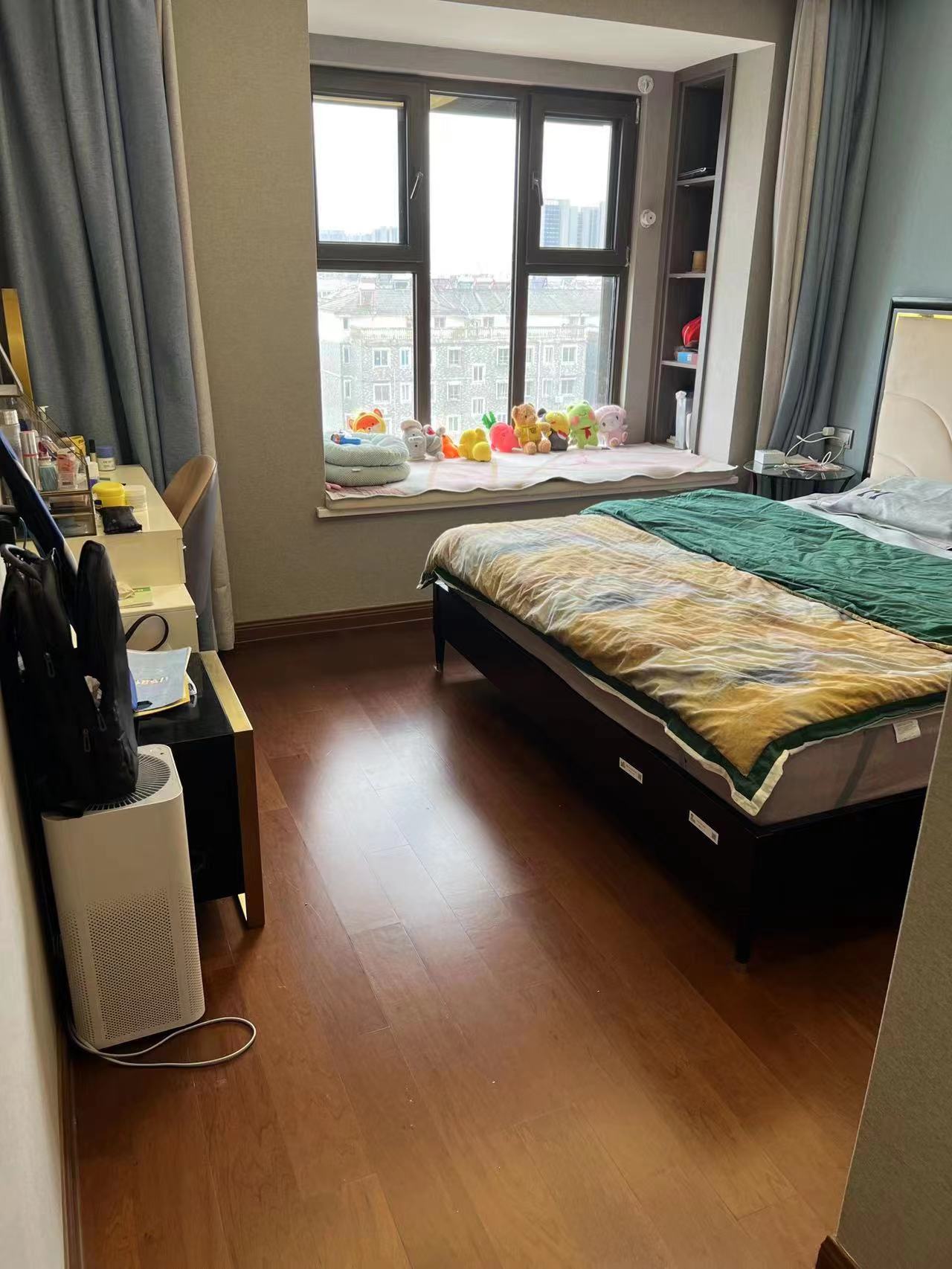 富力院士廷 3室2厅2卫 128m&sup2;