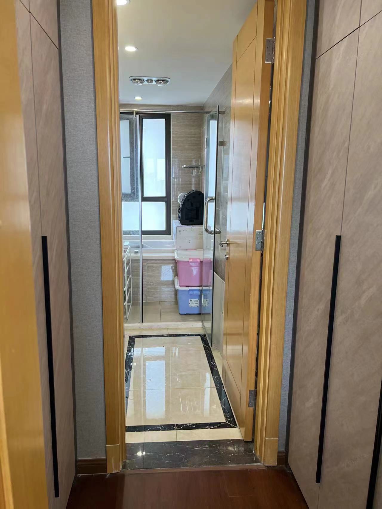 富力院士廷 3室2厅2卫 128m&sup2;