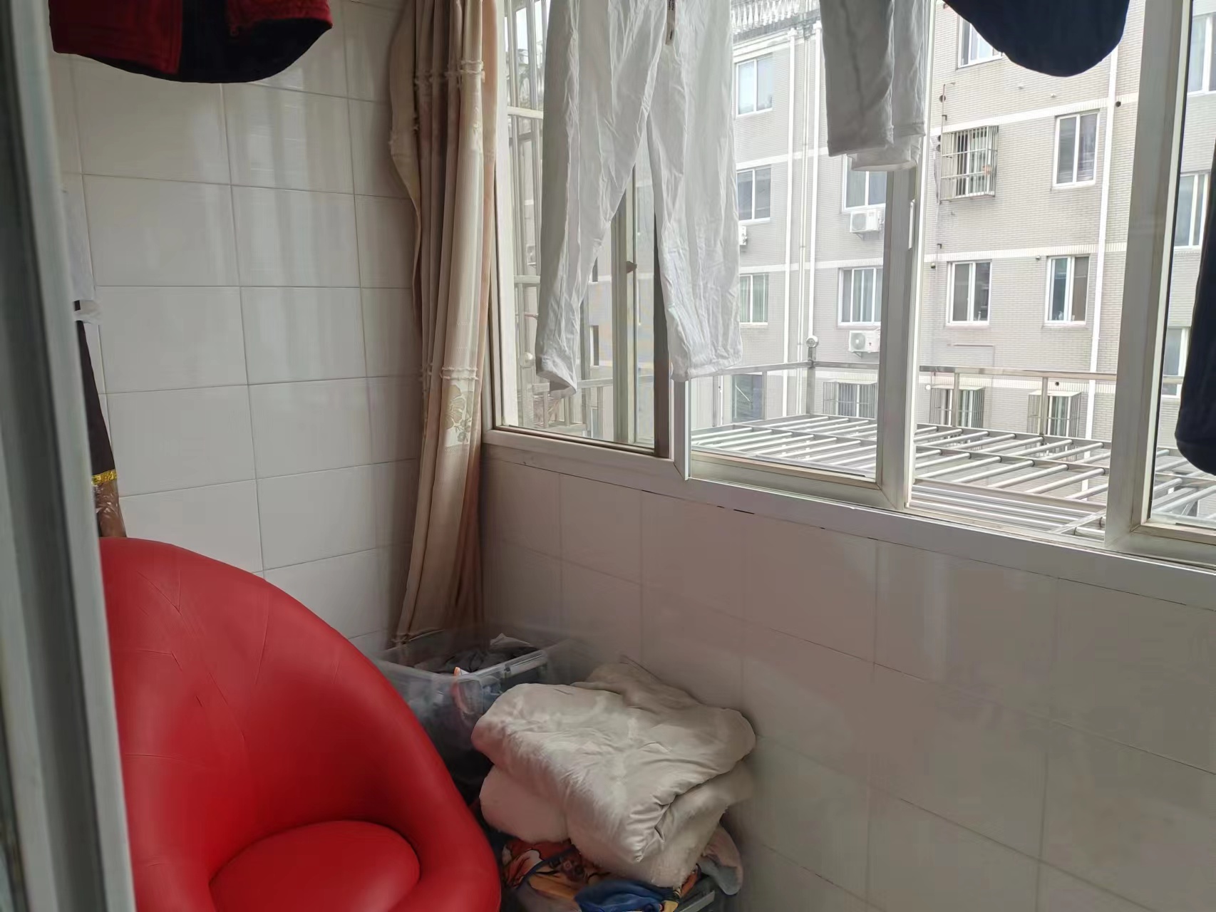 双霞花苑 2室2厅1卫 101m&sup2;