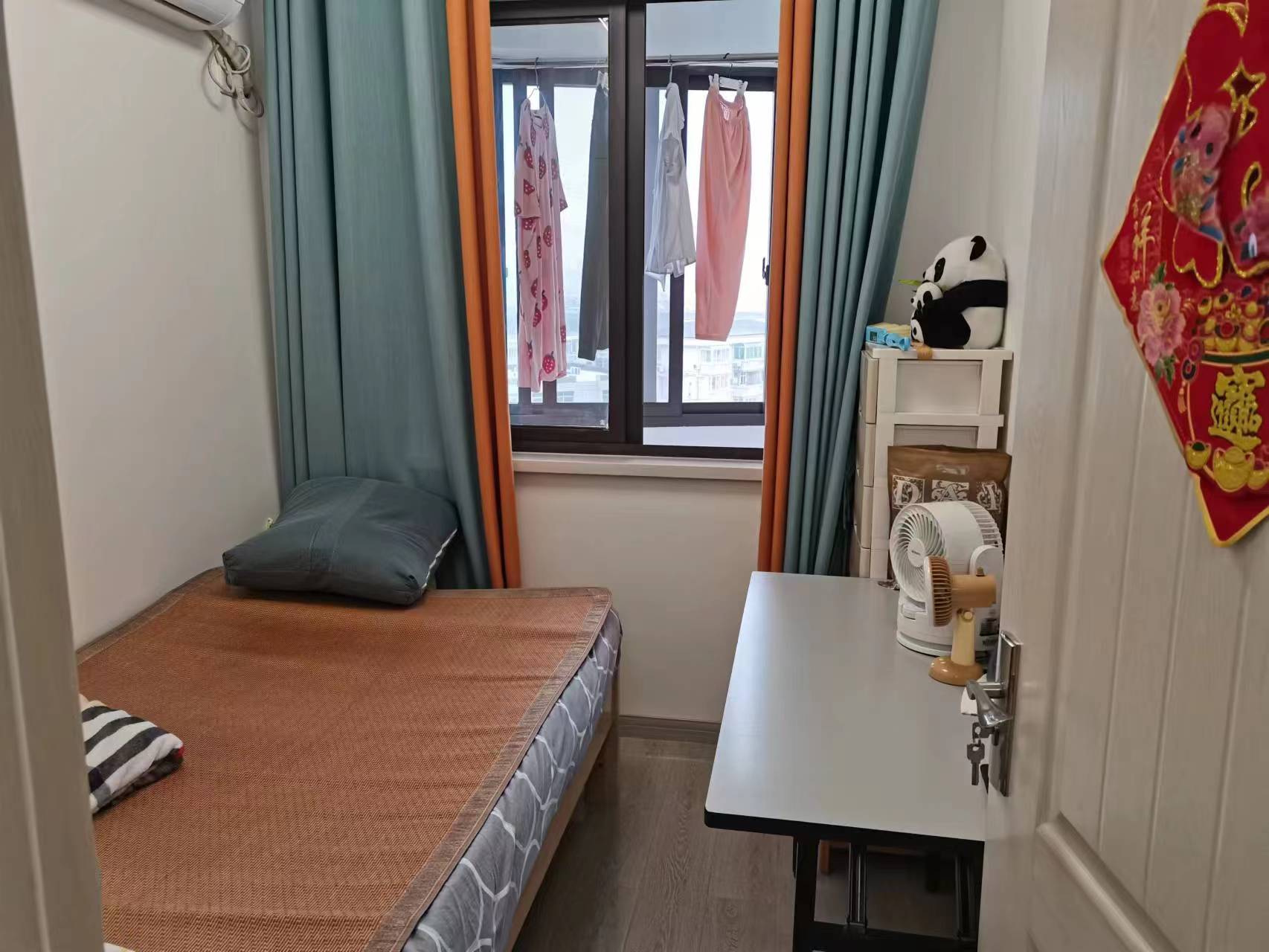 中南大厦 2.5室1厅1卫 73m&sup2;