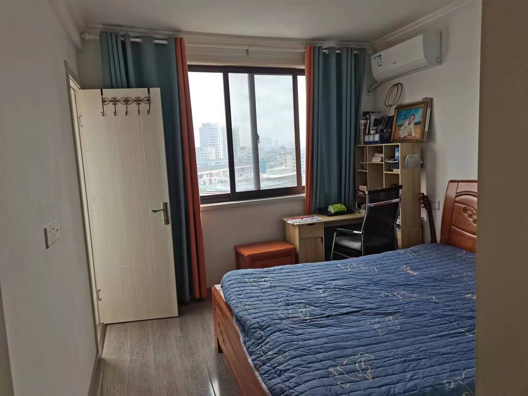 中南大厦 2.5室1厅1卫 73m&sup2;