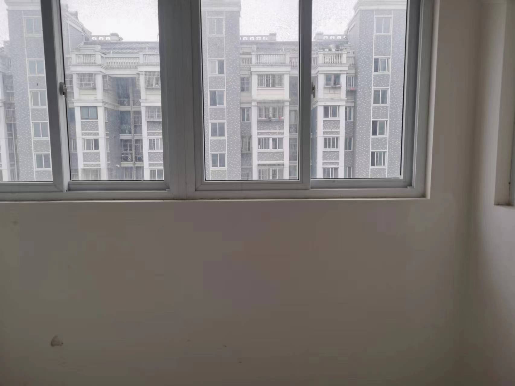新华北苑 2室2厅1卫 104m&sup2;