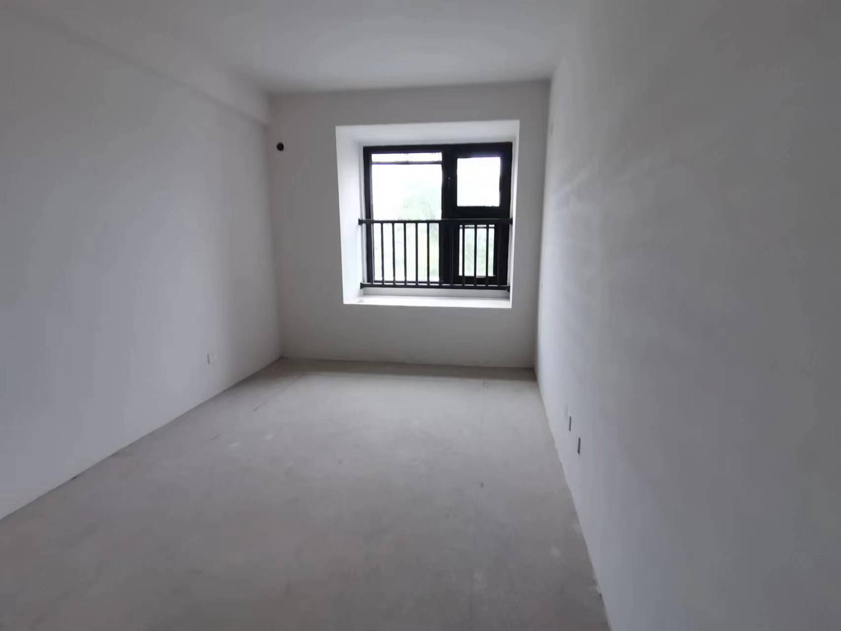 春晓熙岸 3室2厅1卫 100.00m&sup2;
