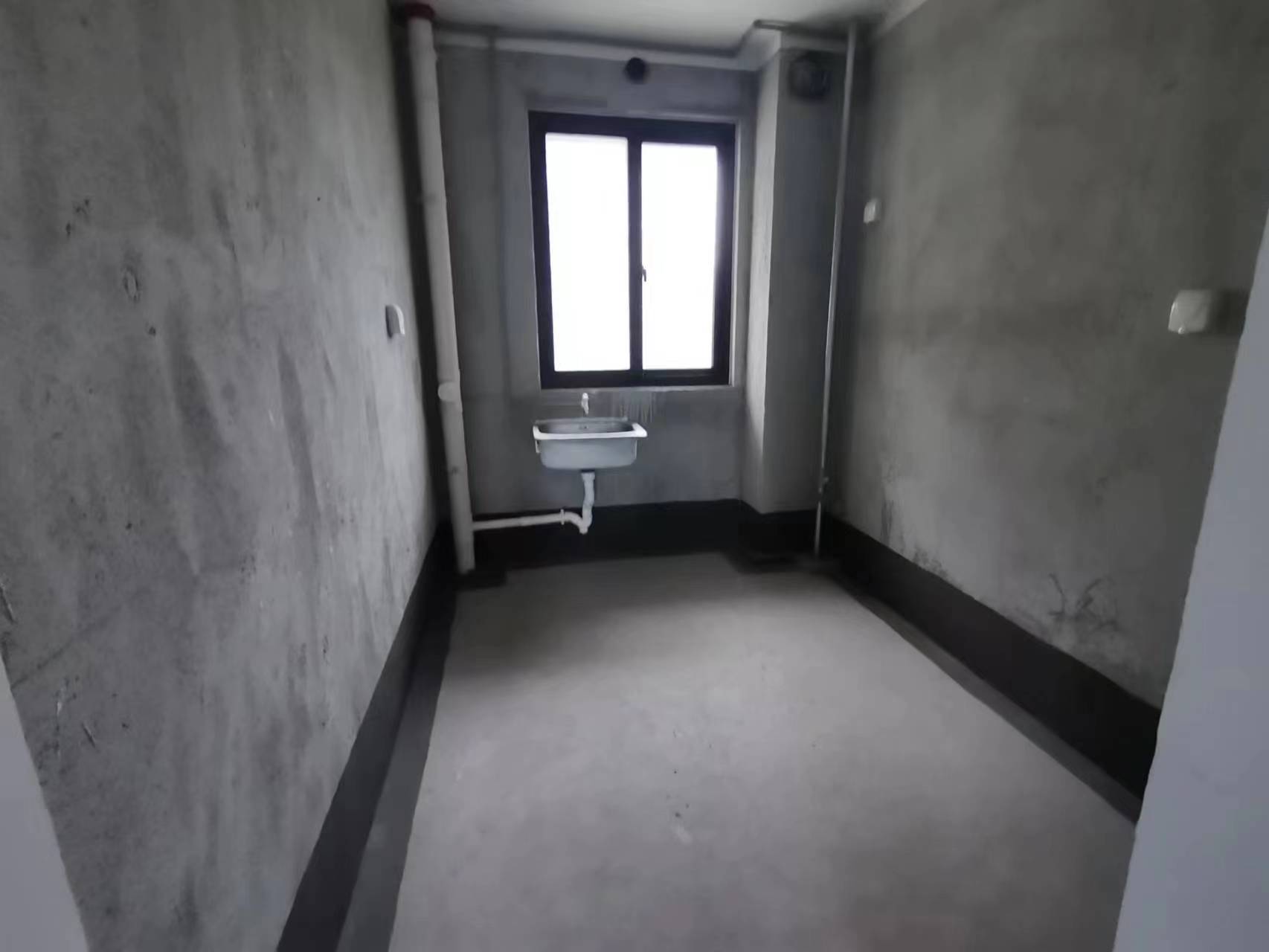 春晓熙岸 3室2厅1卫 100.00m&sup2;