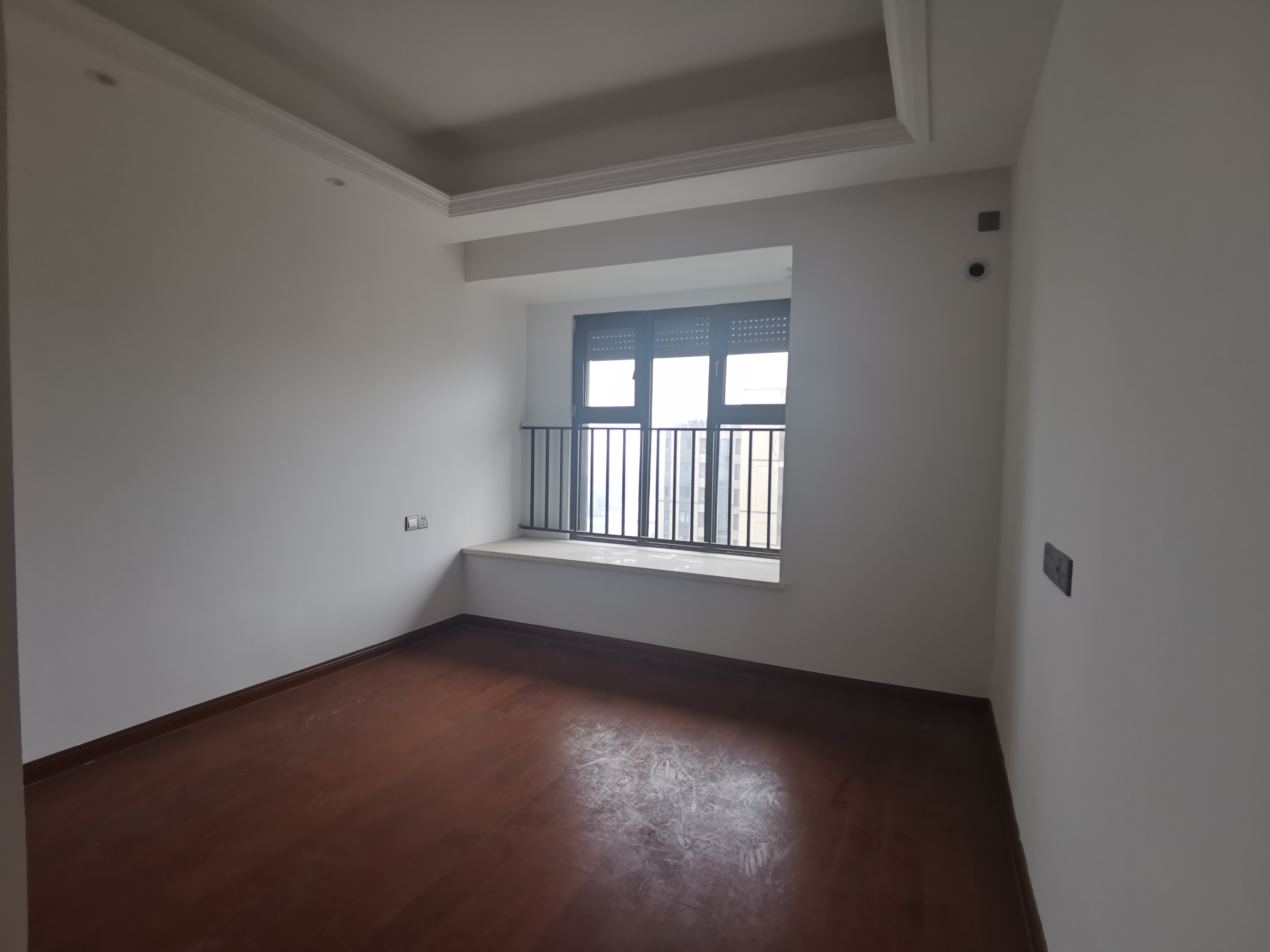富力院士廷 3室2厅2卫 109m&sup2;