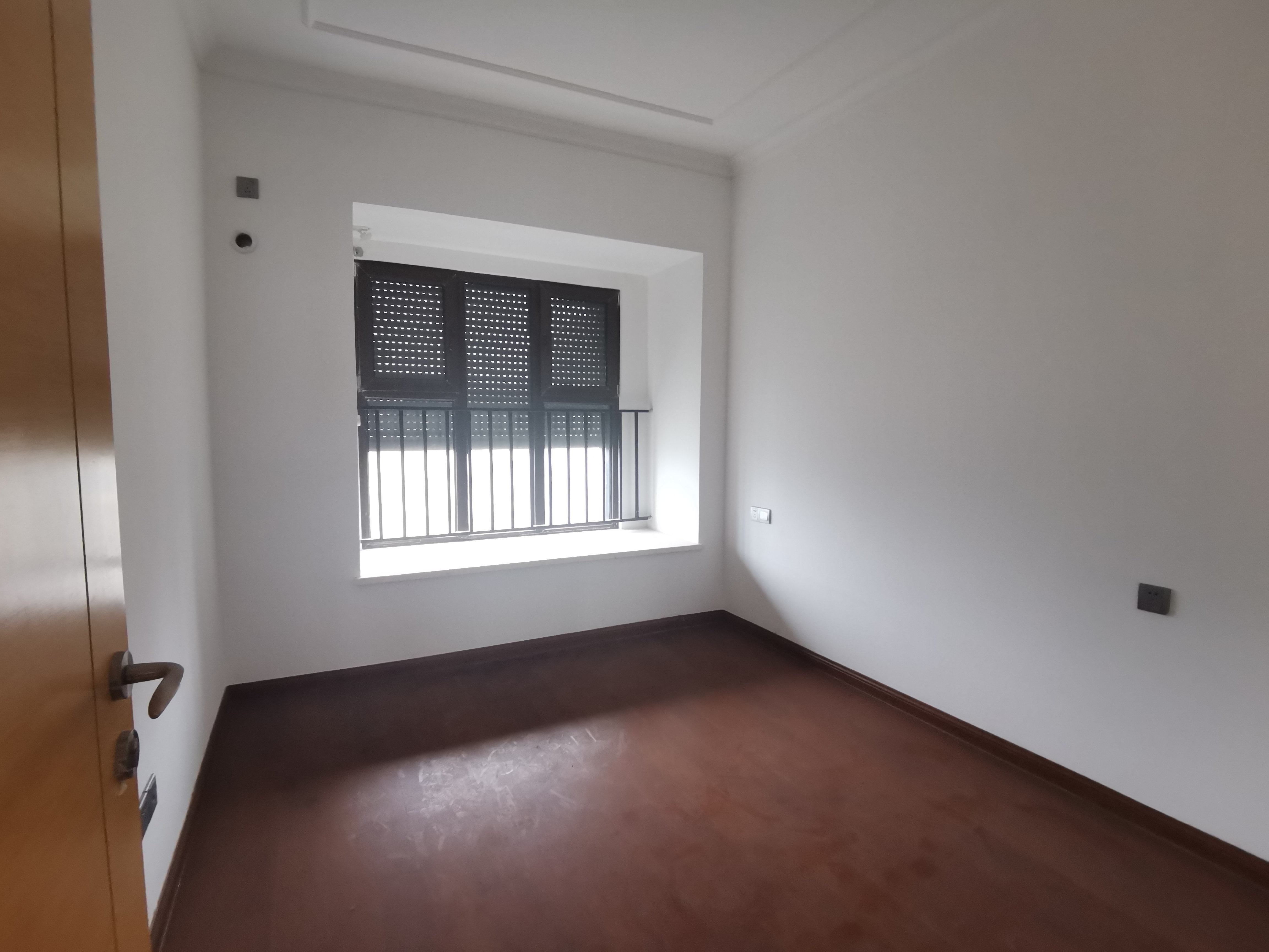 富力院士廷 3室2厅2卫 109m&sup2;