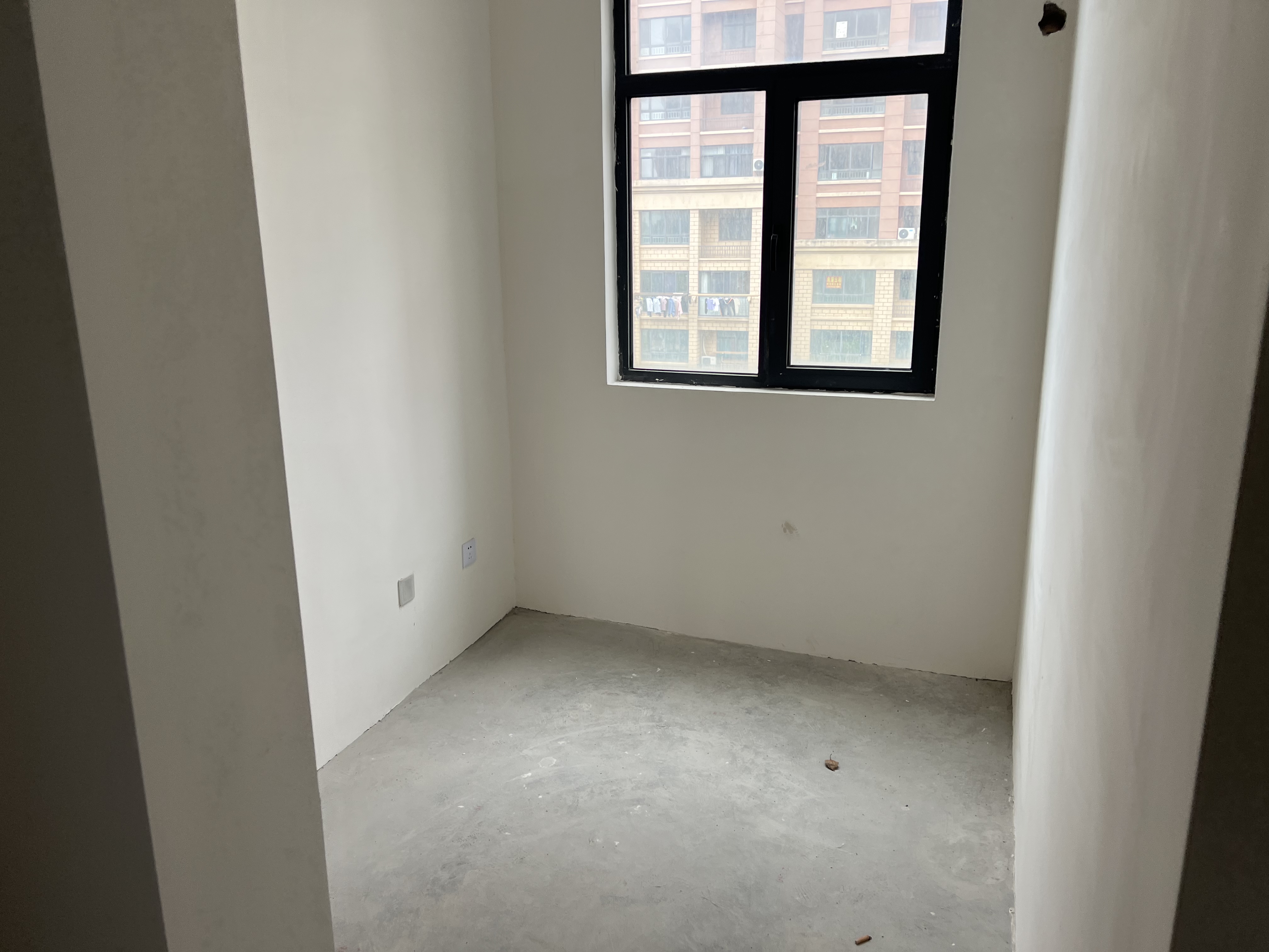 华山花苑六期 2室2厅1卫 73m&sup2;