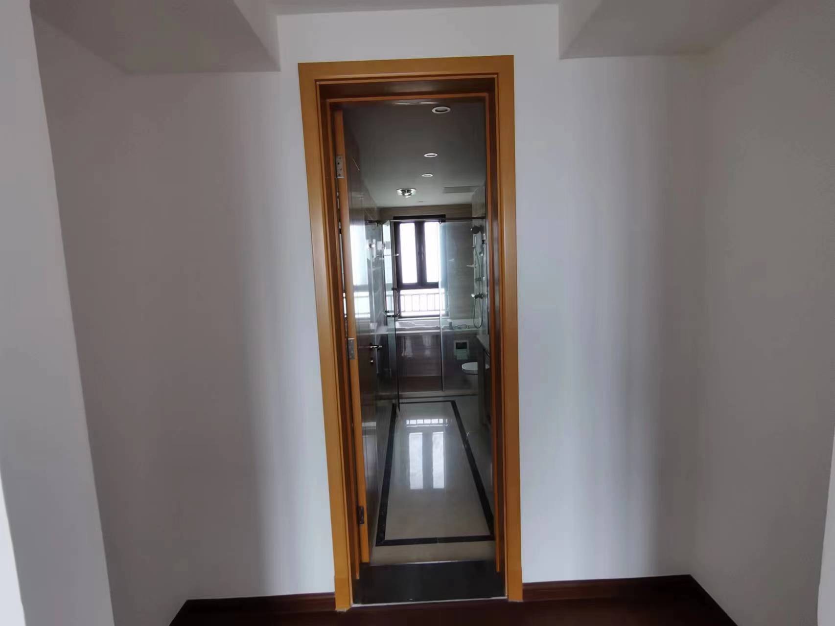 富力院士廷 4室2厅2卫 171m&sup2;