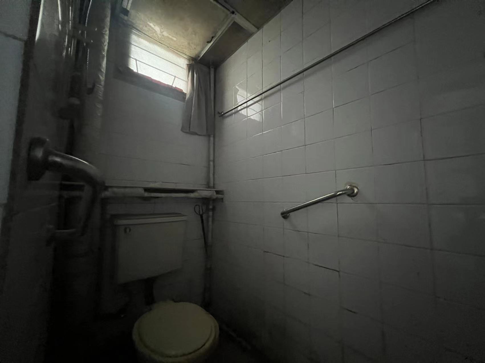 新桥新村 2室1厅1卫 65m&sup2;