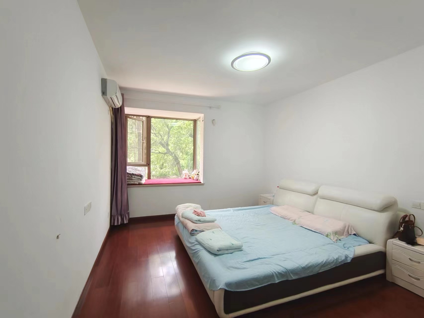 优山美地花园北区 3室2厅2卫 142m&sup2;