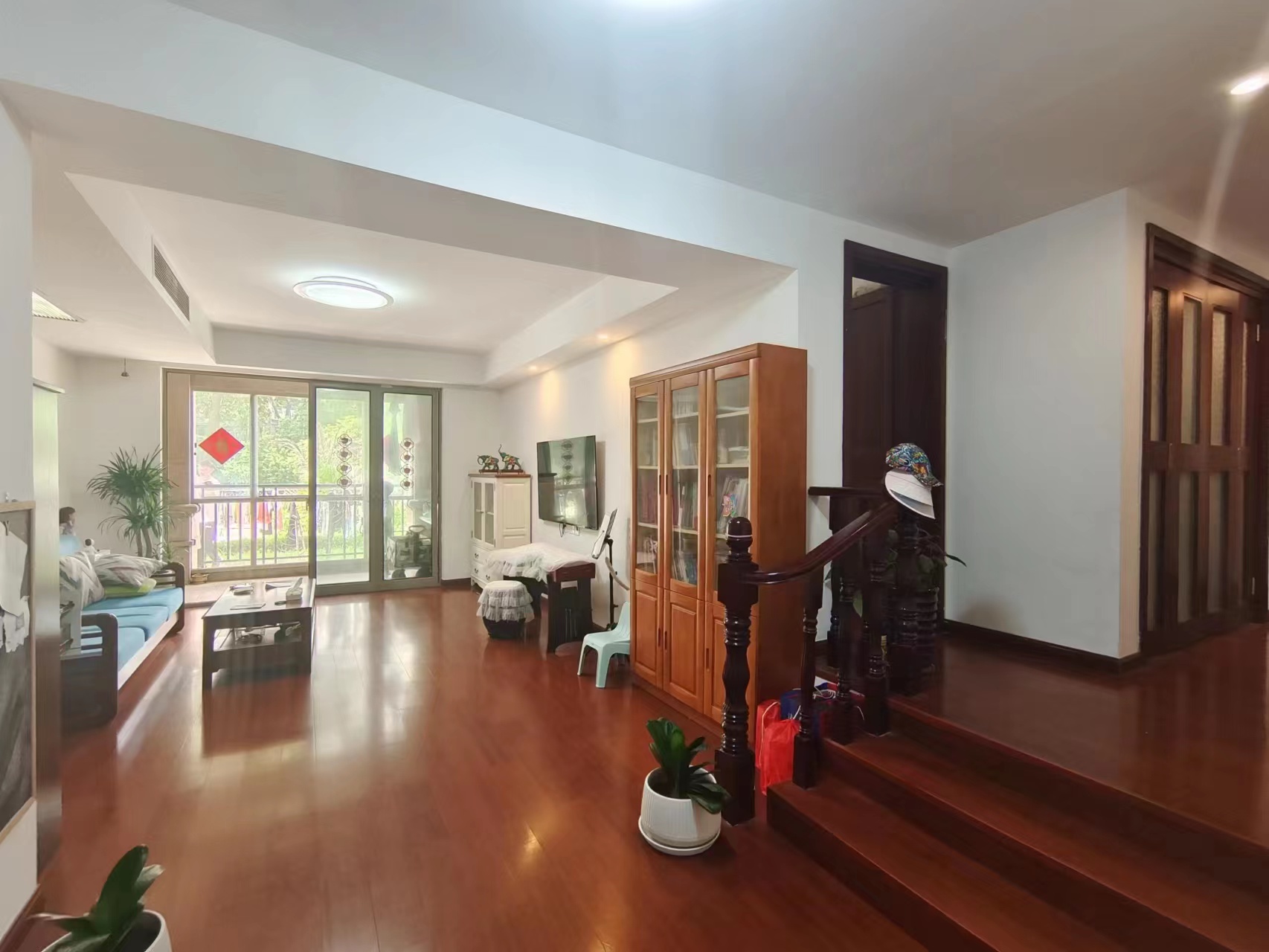 优山美地花园北区 3室2厅2卫 142m&sup2;
