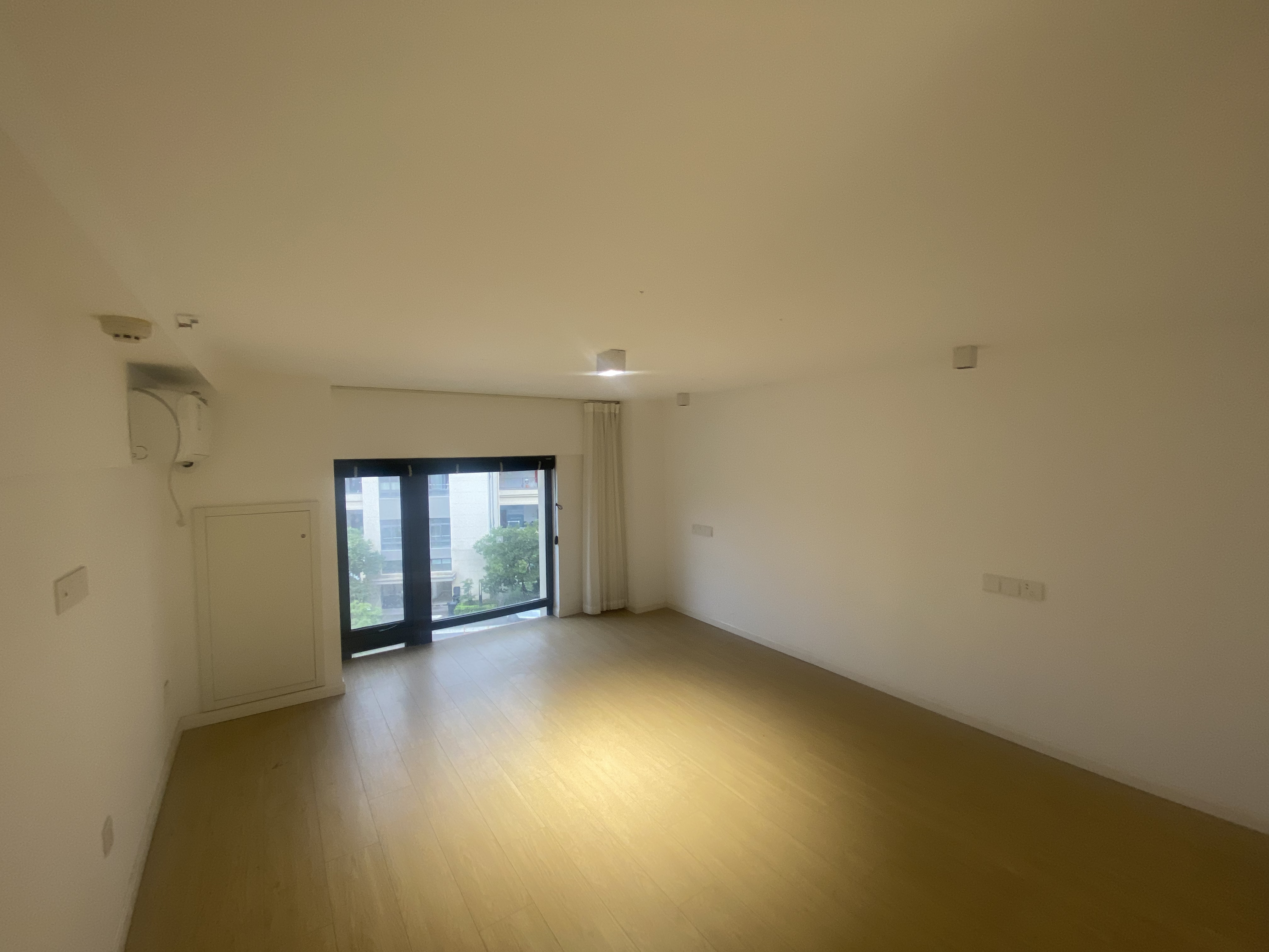 华润万象公馆 2室1厅1卫 70m&sup2;