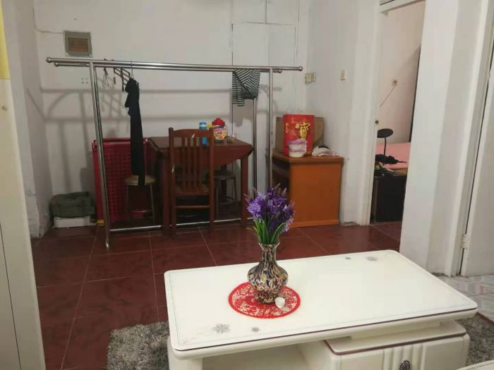 晨苑 2室1厅1卫 70m²