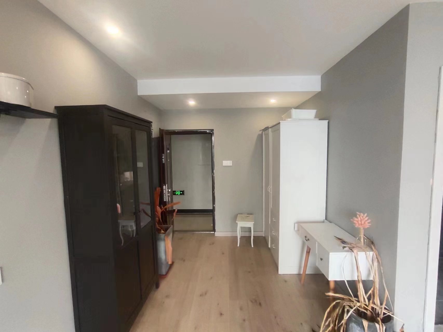 凤凰文化广场 2室1厅1卫 117.77m&sup2;