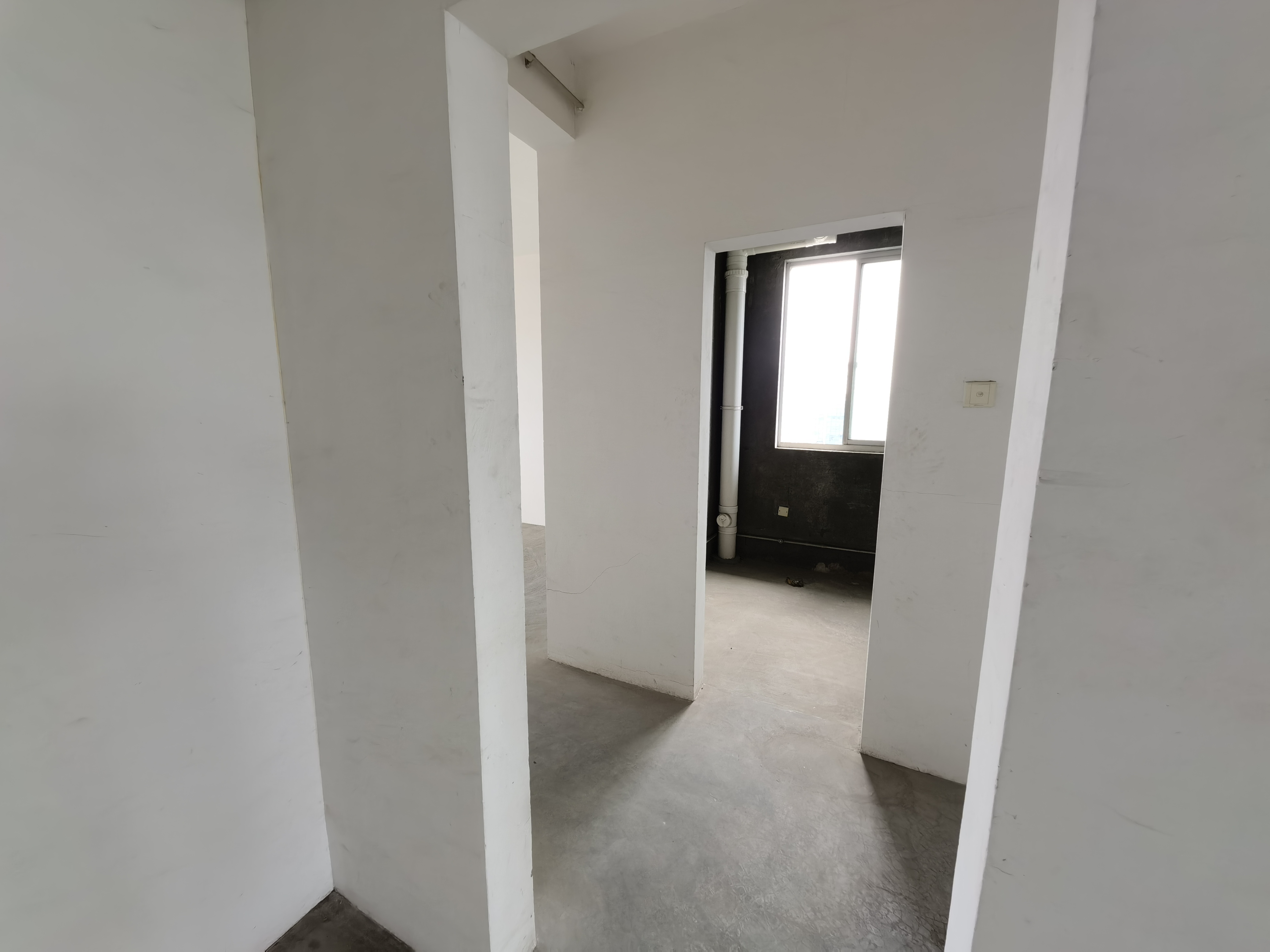 启秀花园 4室1厅2卫 212m&sup2;