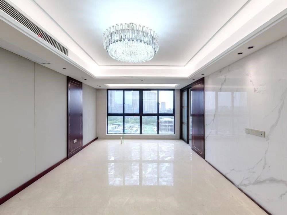 湖畔天下 3室2厅2卫 153.91m&sup2;