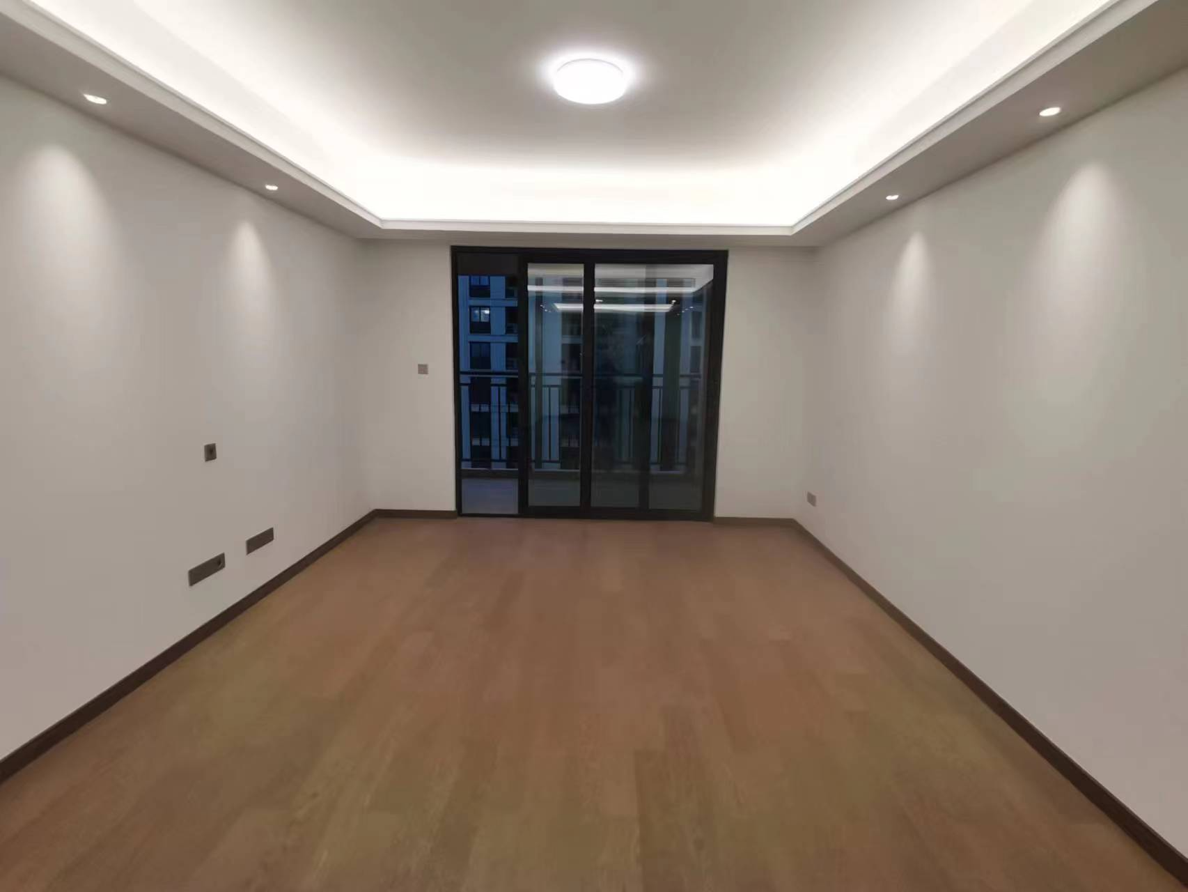 中海上东区 3室2厅2卫 125.5m&sup2;