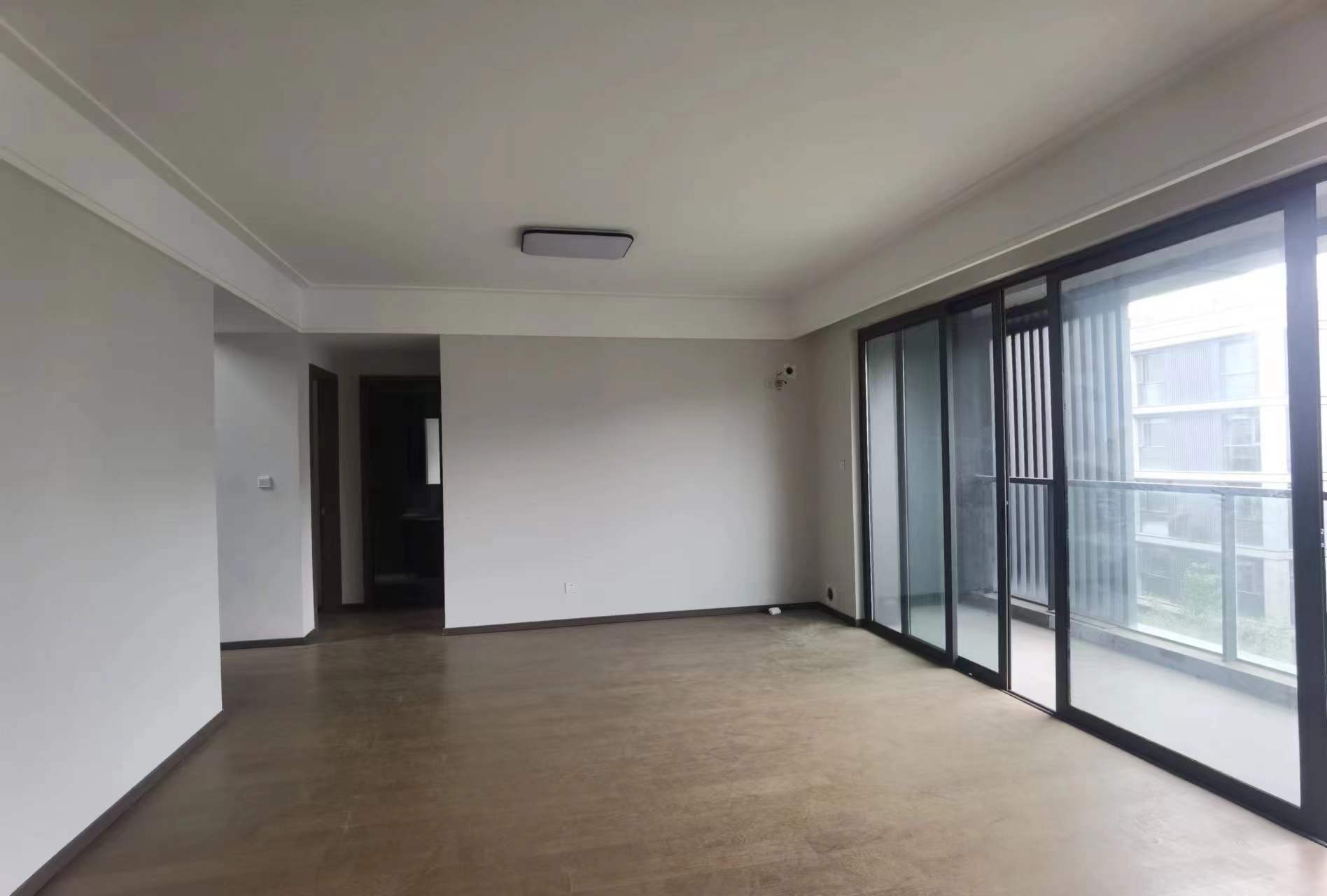 绿城蘭园 5室3厅2卫 215m²