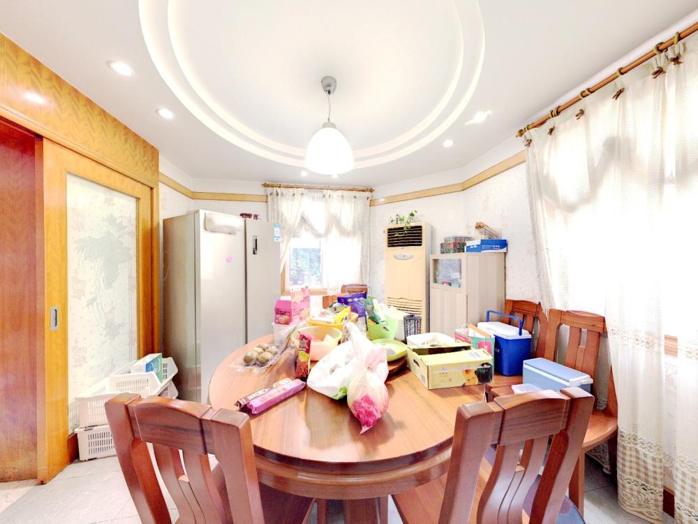 和兴花苑 7室3厅4卫 308.78m&sup2;