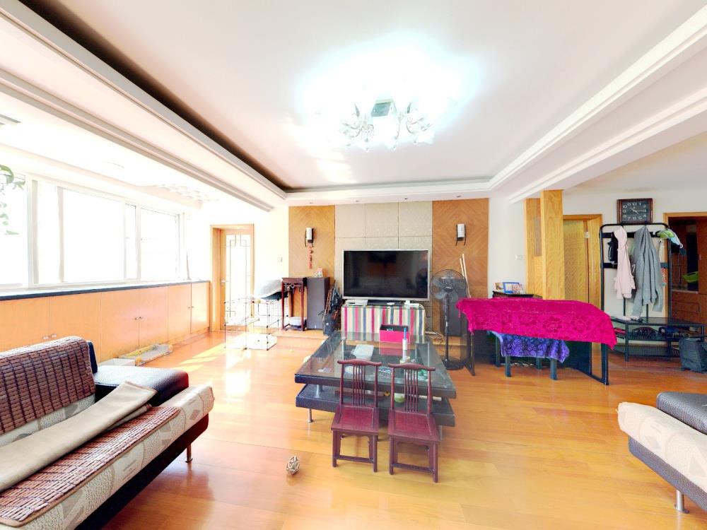 和兴花苑 7室3厅4卫 308.78m&sup2;