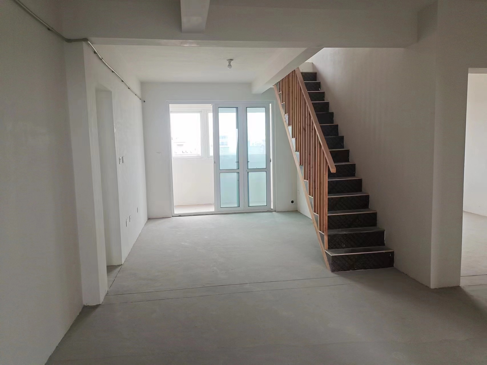 祥麟铭苑 5室2厅2卫 208m²