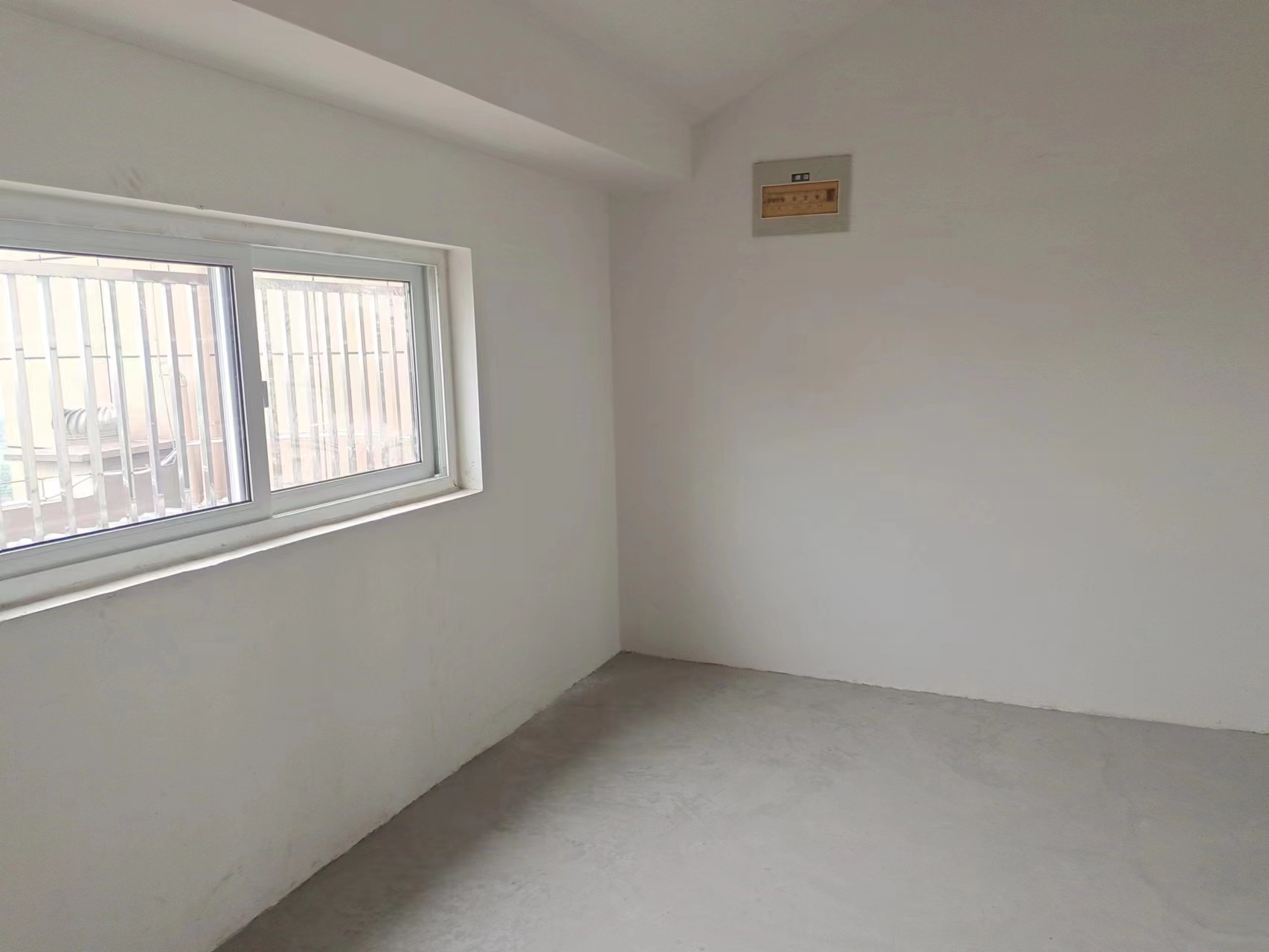 祥麟铭苑 5室2厅2卫 208m&sup2;