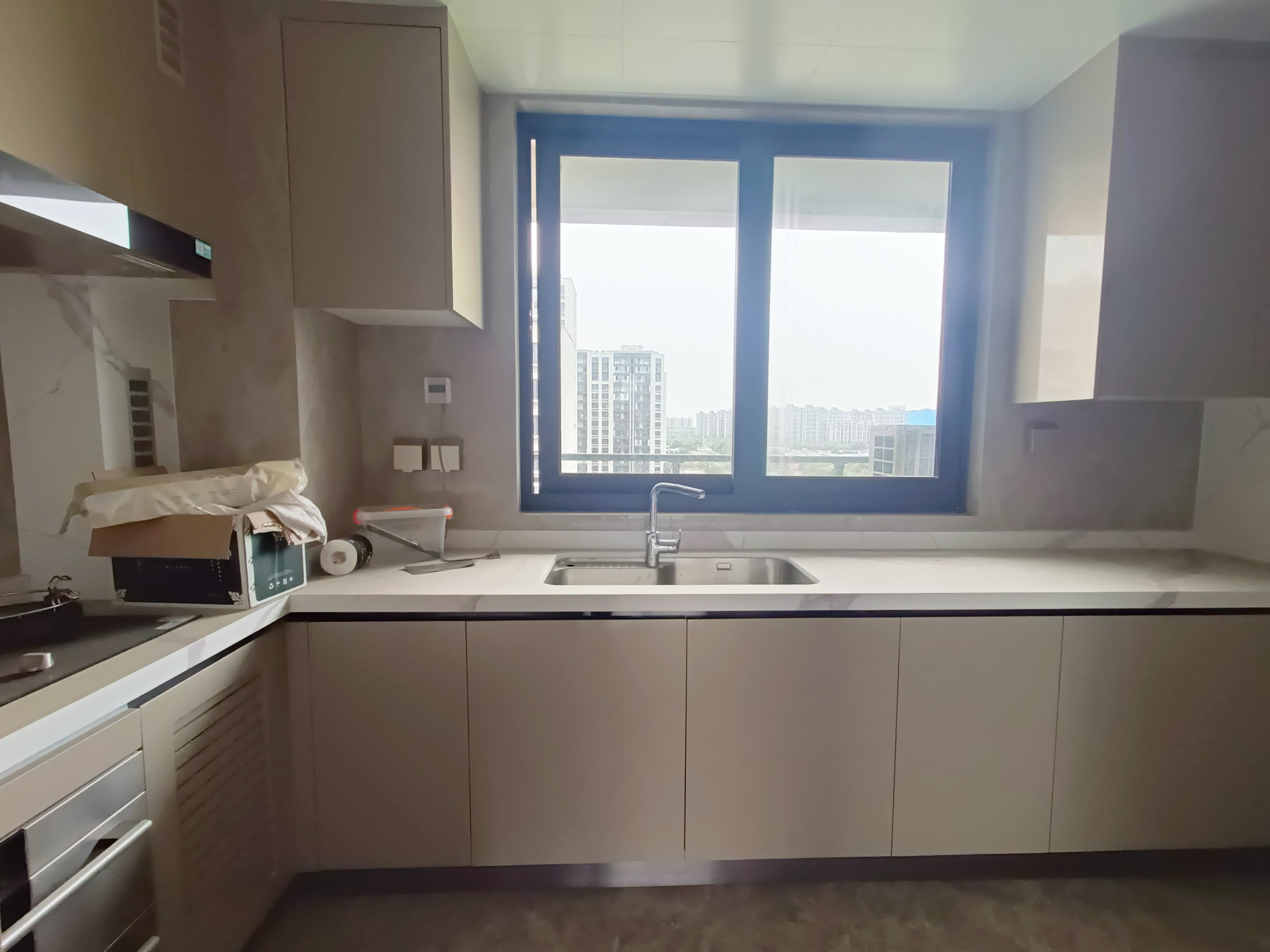 中海翠湖溪岸 4室2厅2卫 143.48m&sup2;
