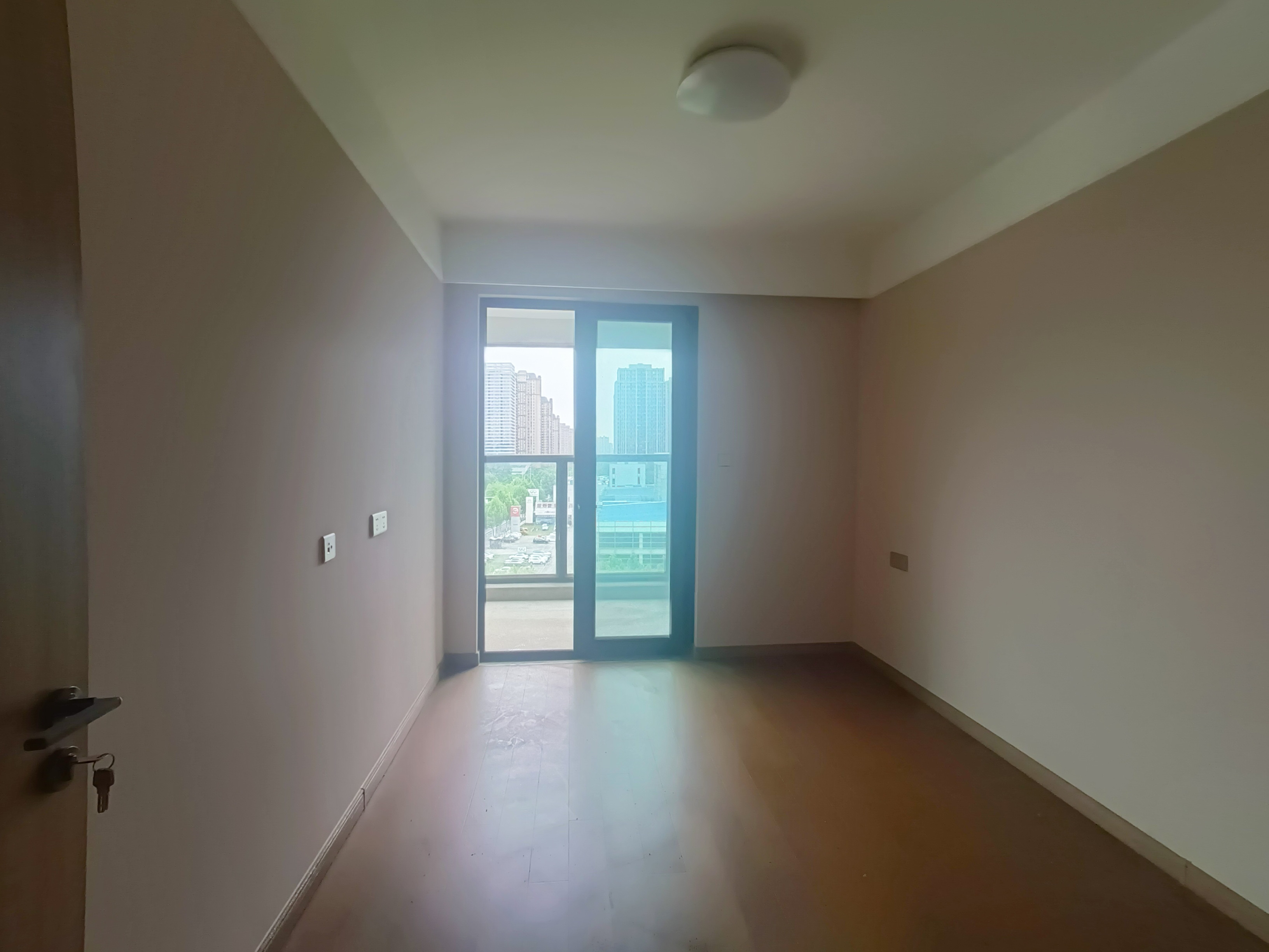 中海翠湖溪岸 4室2厅2卫 143.48m&sup2;