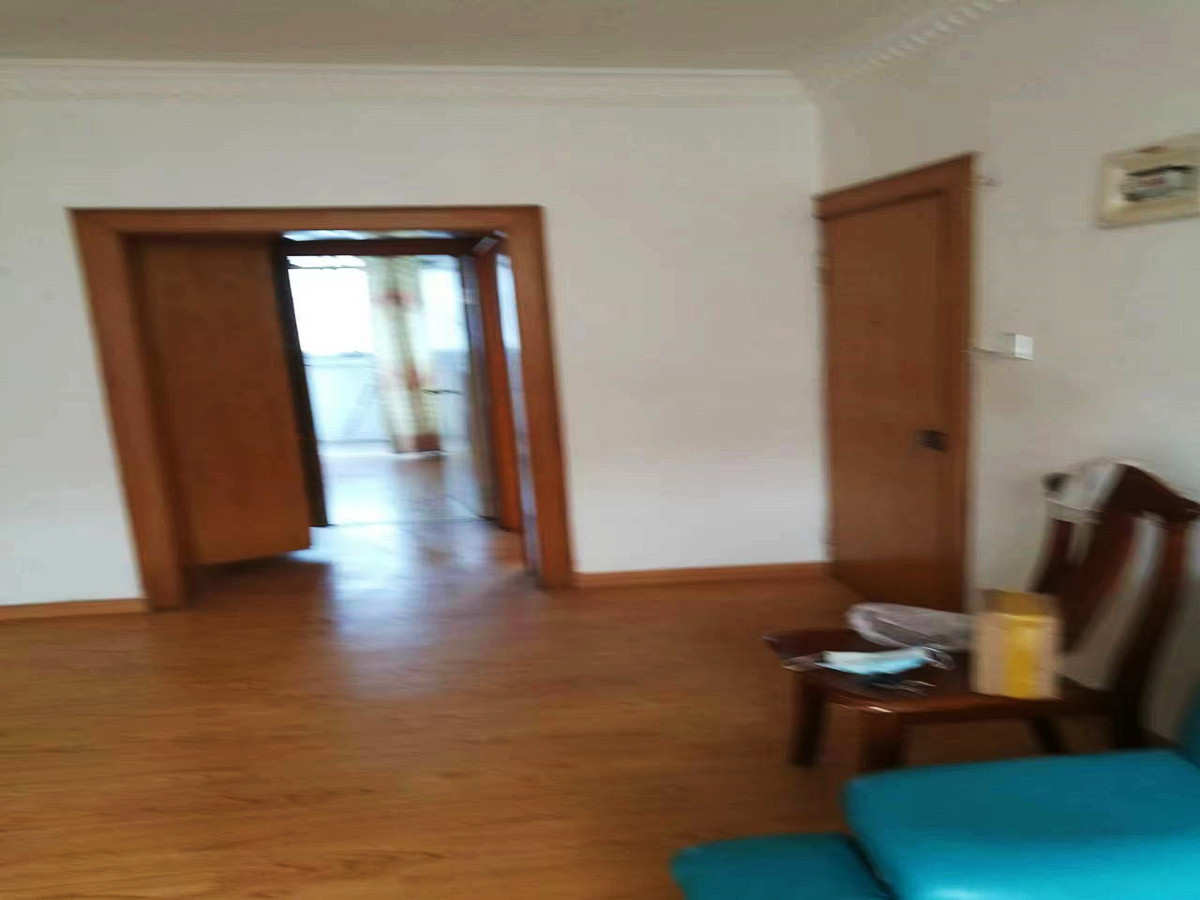 光明西村 3室2厅1卫 100m&sup2;