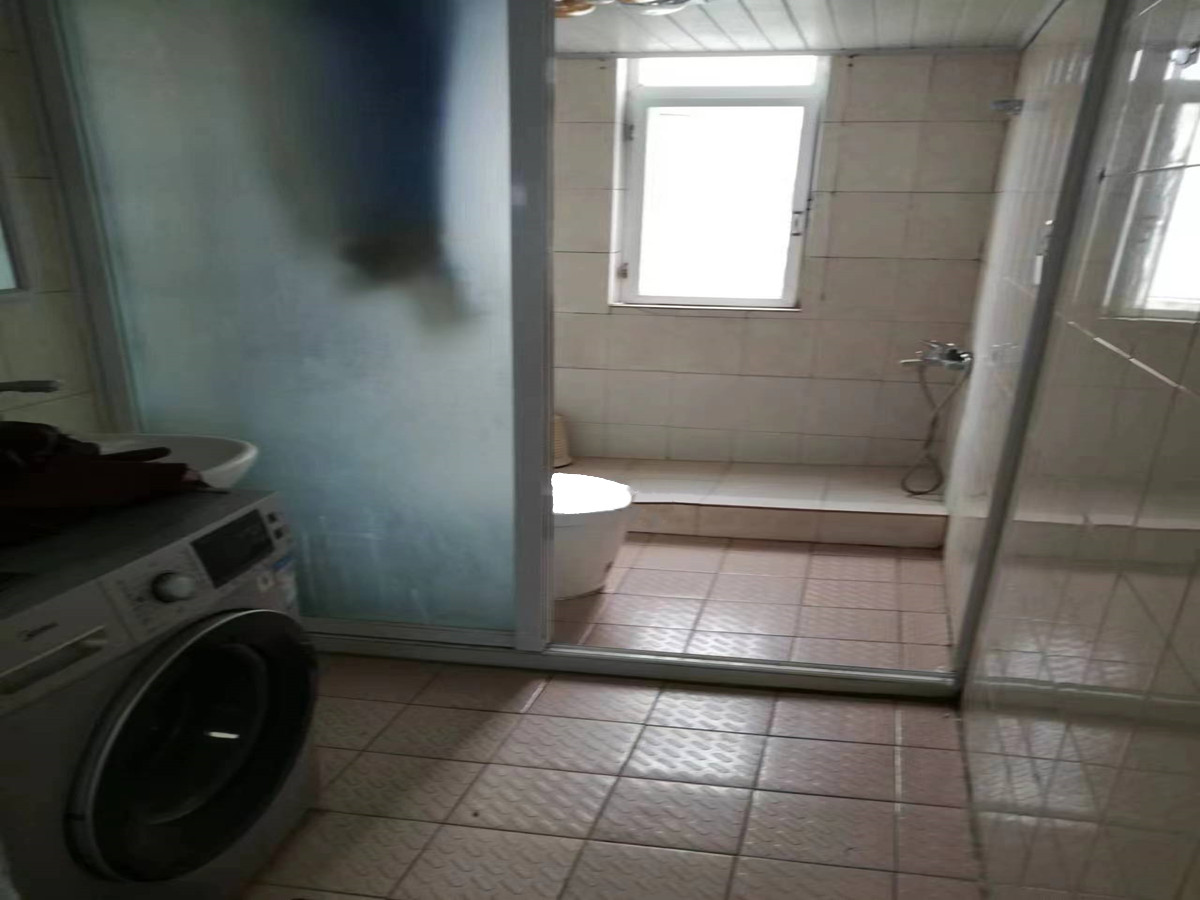 光明西村 3室2厅1卫 100m&sup2;