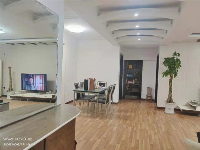学田北苑 6室3厅4卫 211.50m²