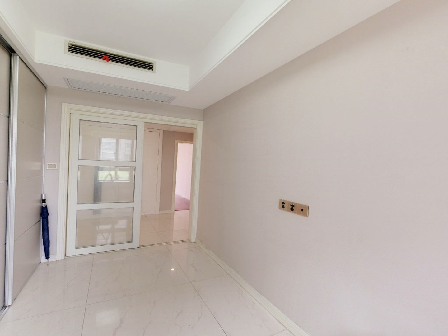 炜赋星湖邻里 3室2厅2卫 135.48m&sup2;