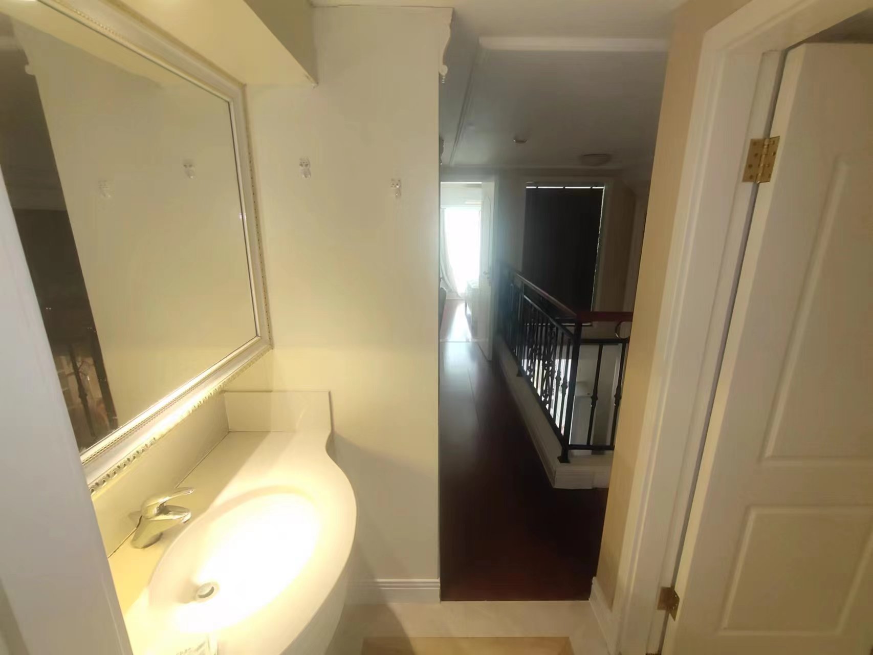 中南世纪城 2室1厅1卫 65m&sup2;