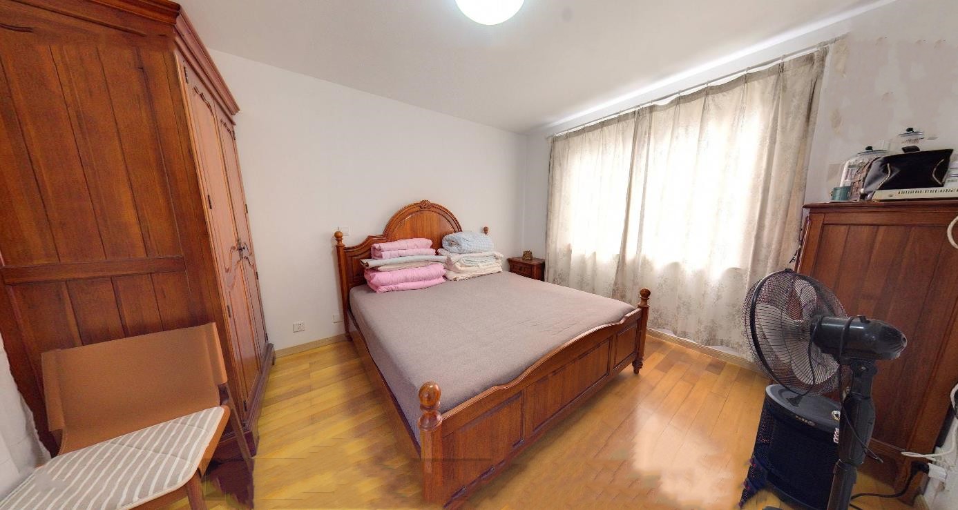 小石桥花苑 3室2厅2卫 121.00m&sup2;