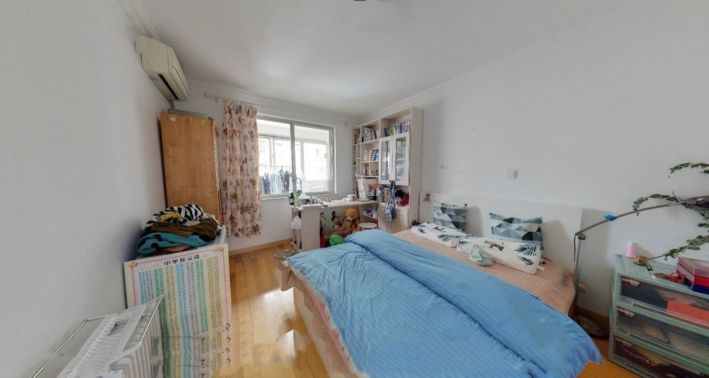 小石桥花苑 3室2厅2卫 121.00m&sup2;