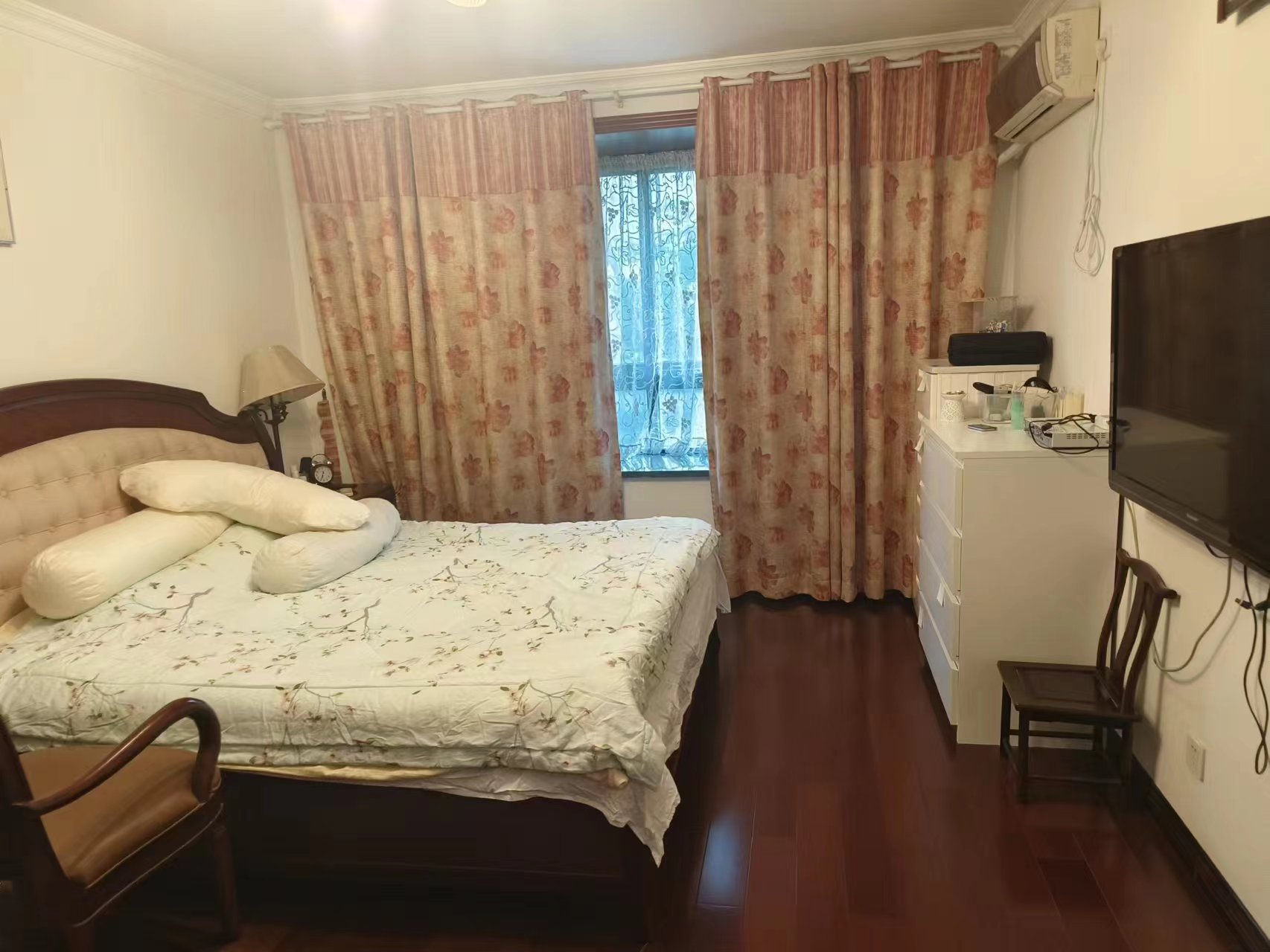 都市华城 3室2厅1卫 157.81m&sup2;
