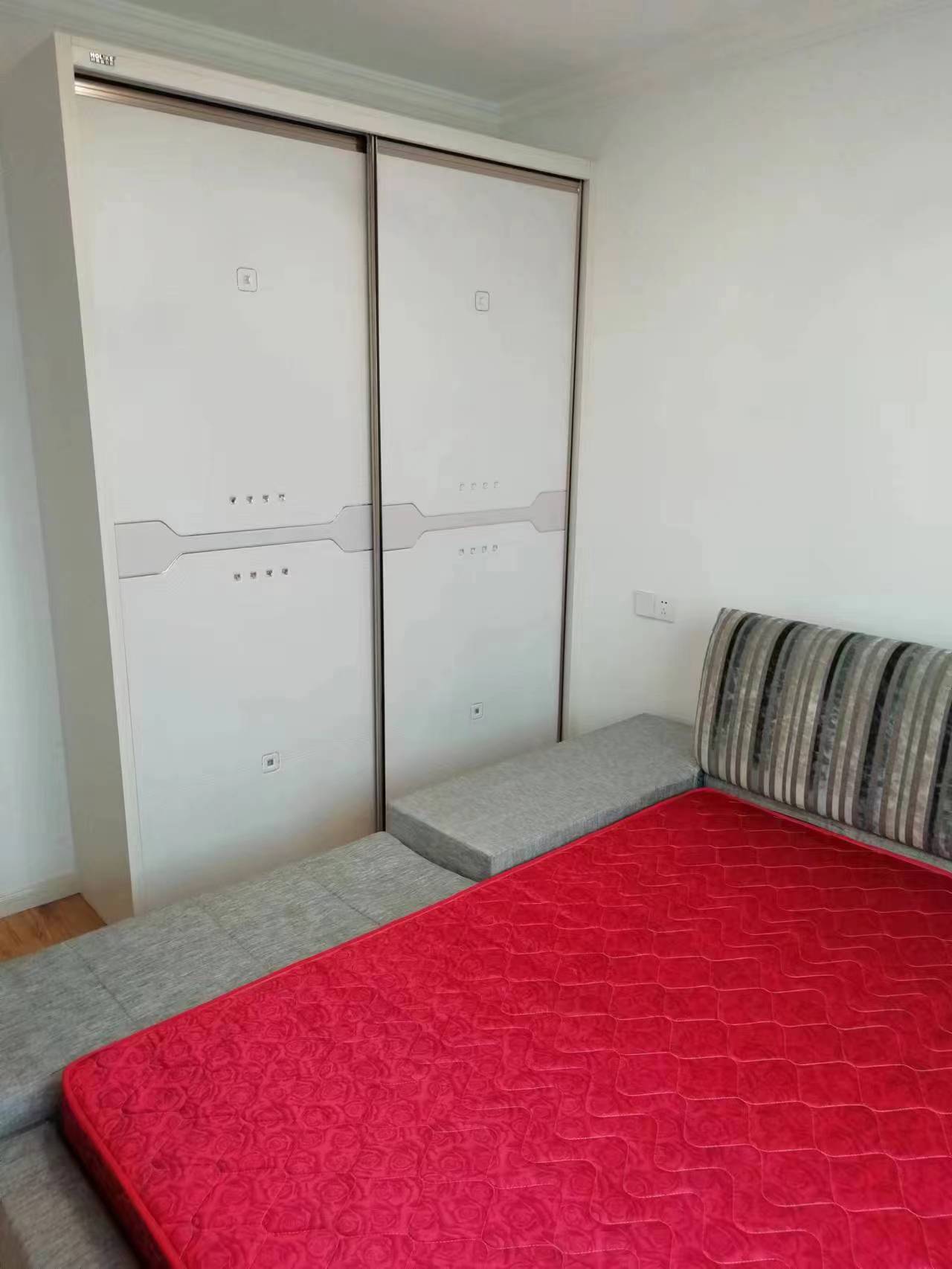 景瑞御府 3室2厅2卫 120.00m&sup2;