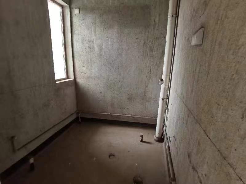 优山美地花园南区 4室2厅3卫 177.00m&sup2;