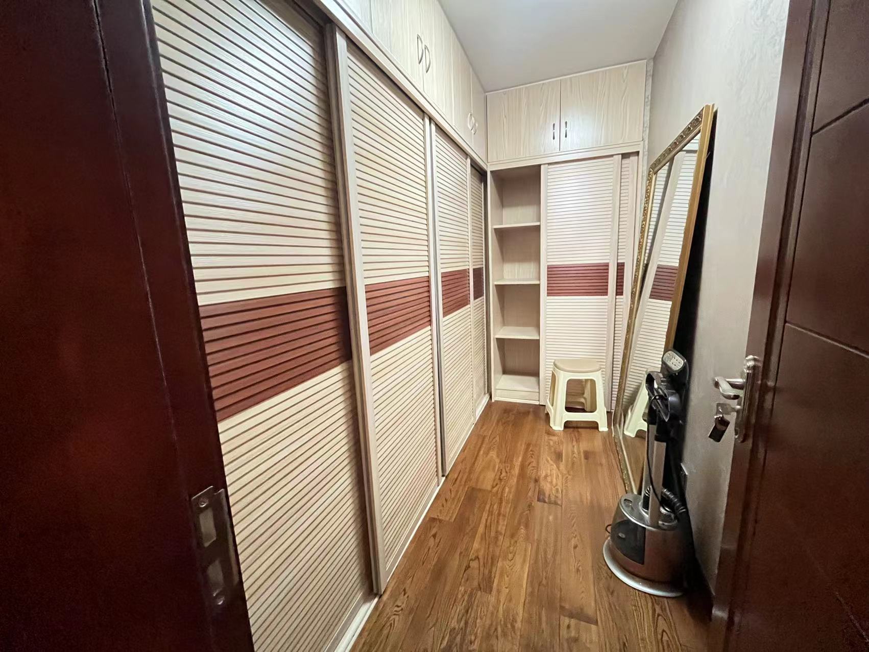 友谊嘉御龙庭 3室2厅2卫 147.00m&sup2;